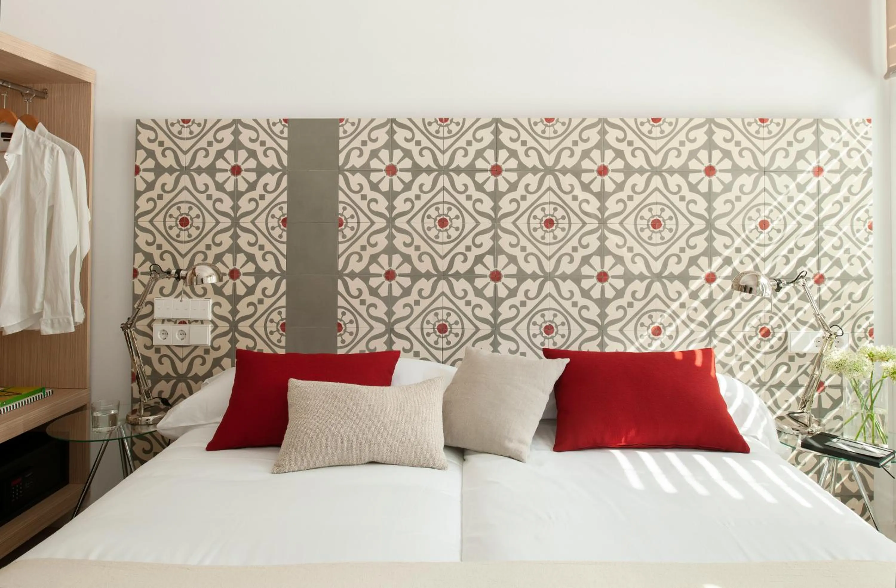 Bed in Eric Vökel Boutique Apartments - Hamburg Suites