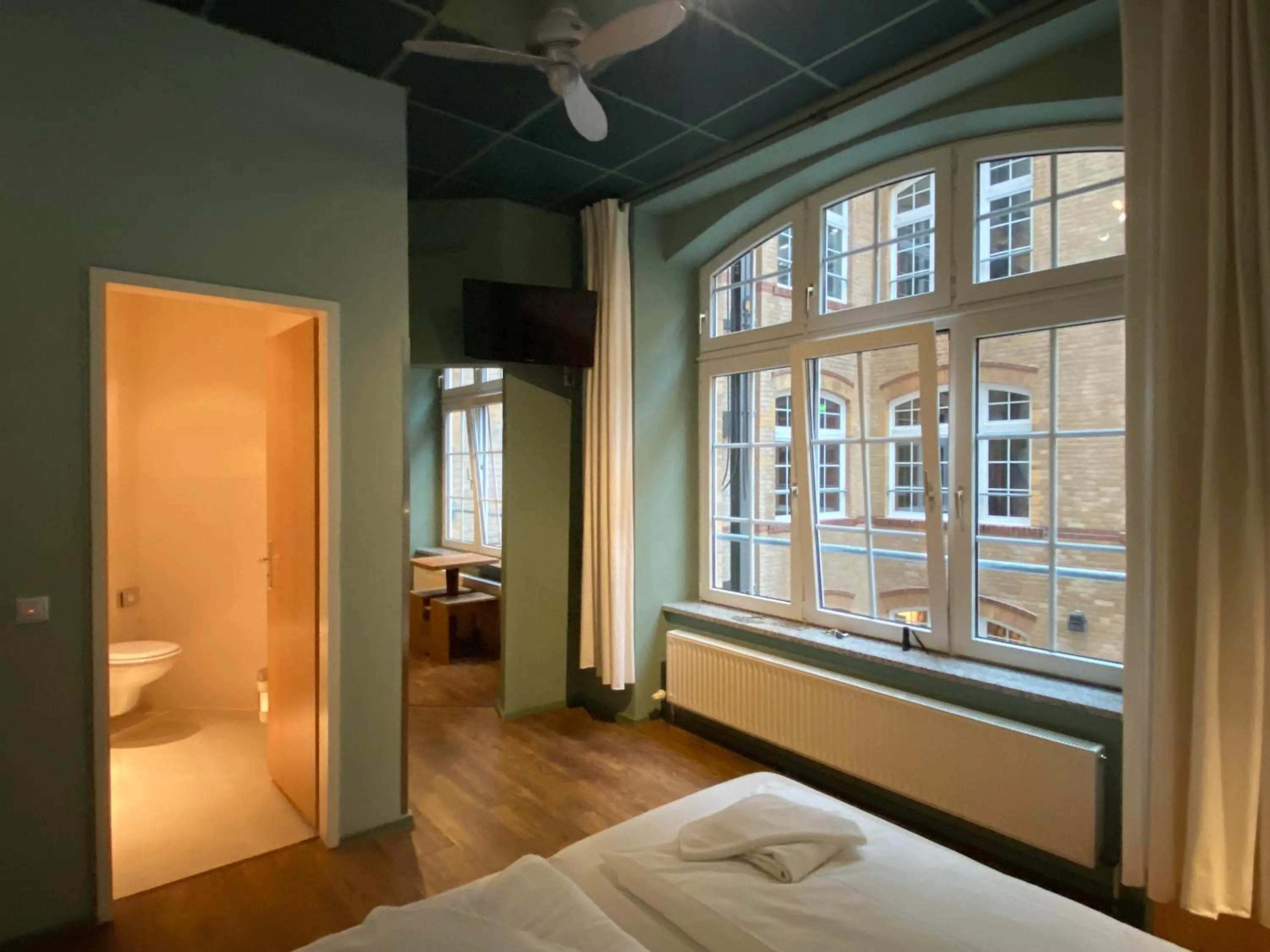 Bed in Singer109 Hostel, Hotel & Apartment