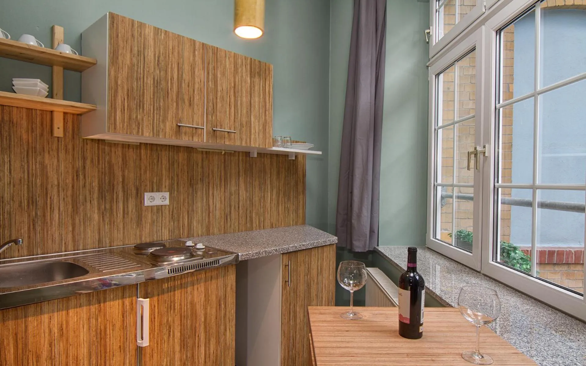 Kitchen or kitchenette in Singer109 Hostel, Hotel & Apartment