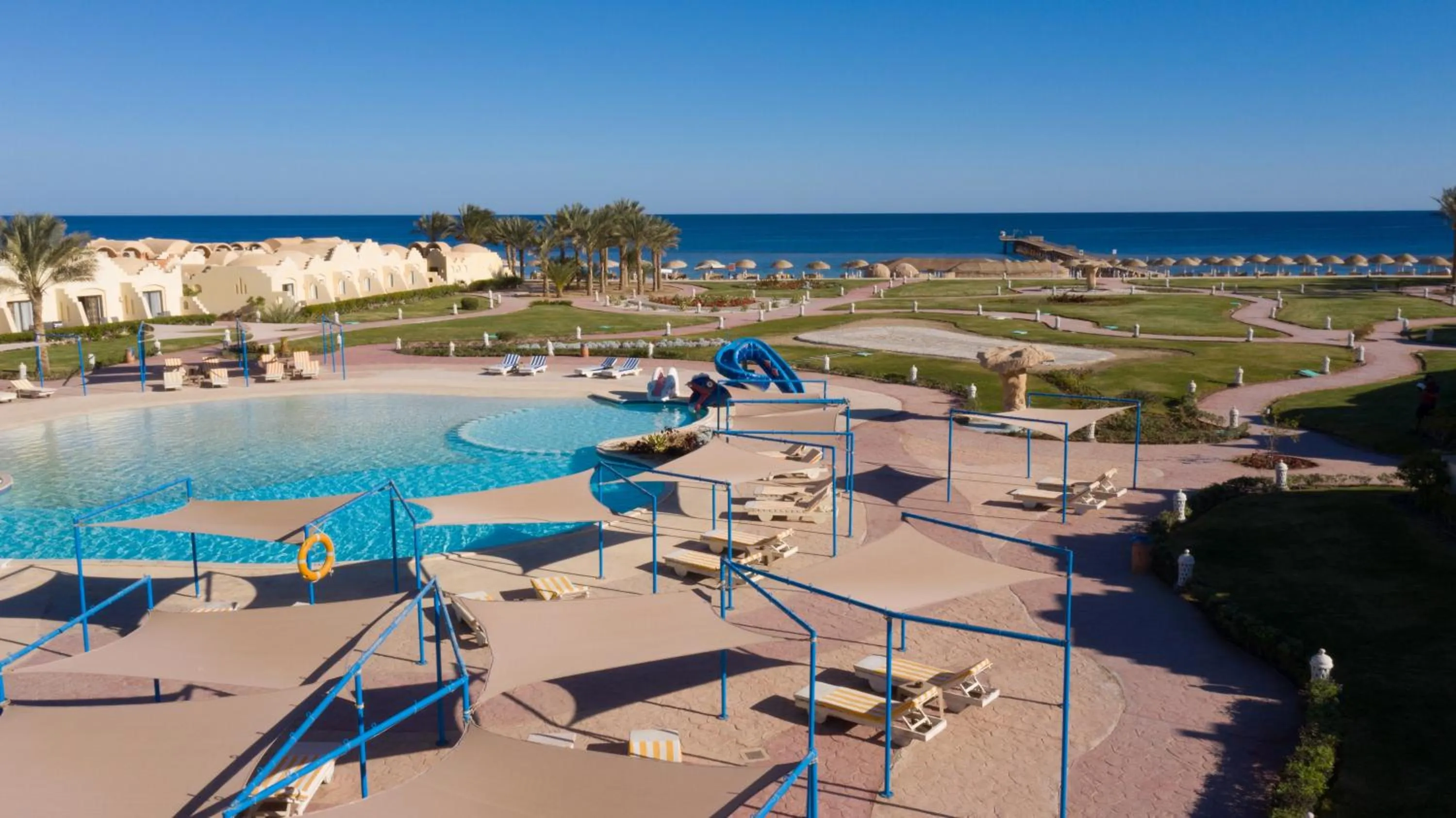 Swimming pool in ONATTI Beach Resort - Marsa Alam