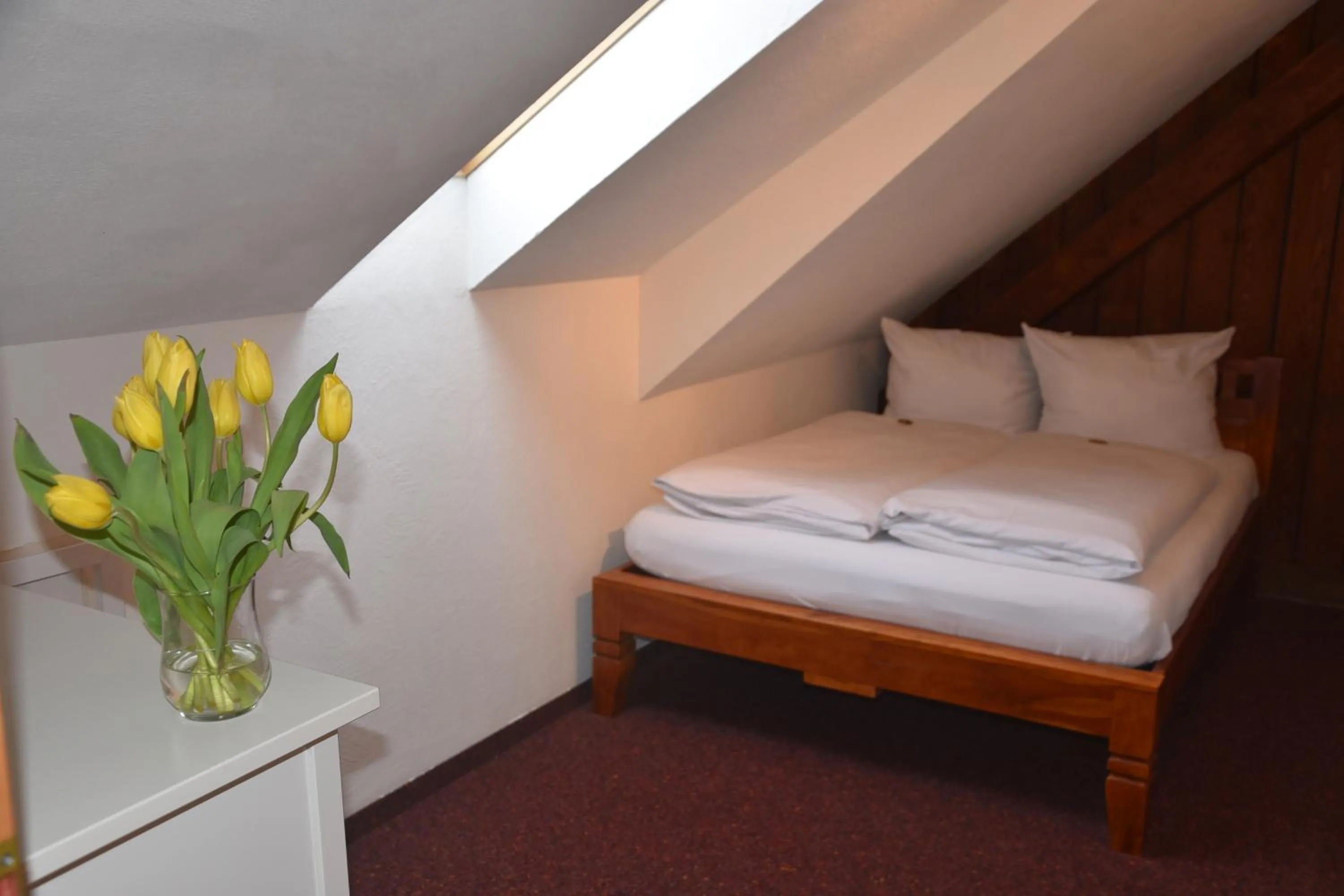 Bed in Hotel & Chalets Herrihof