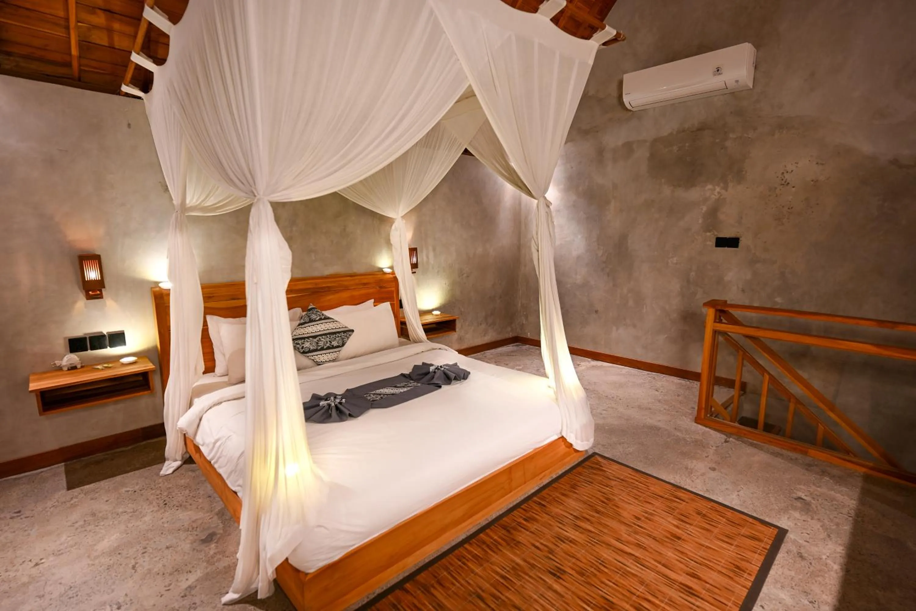 Bed in Canggu Wooden Green Paradise