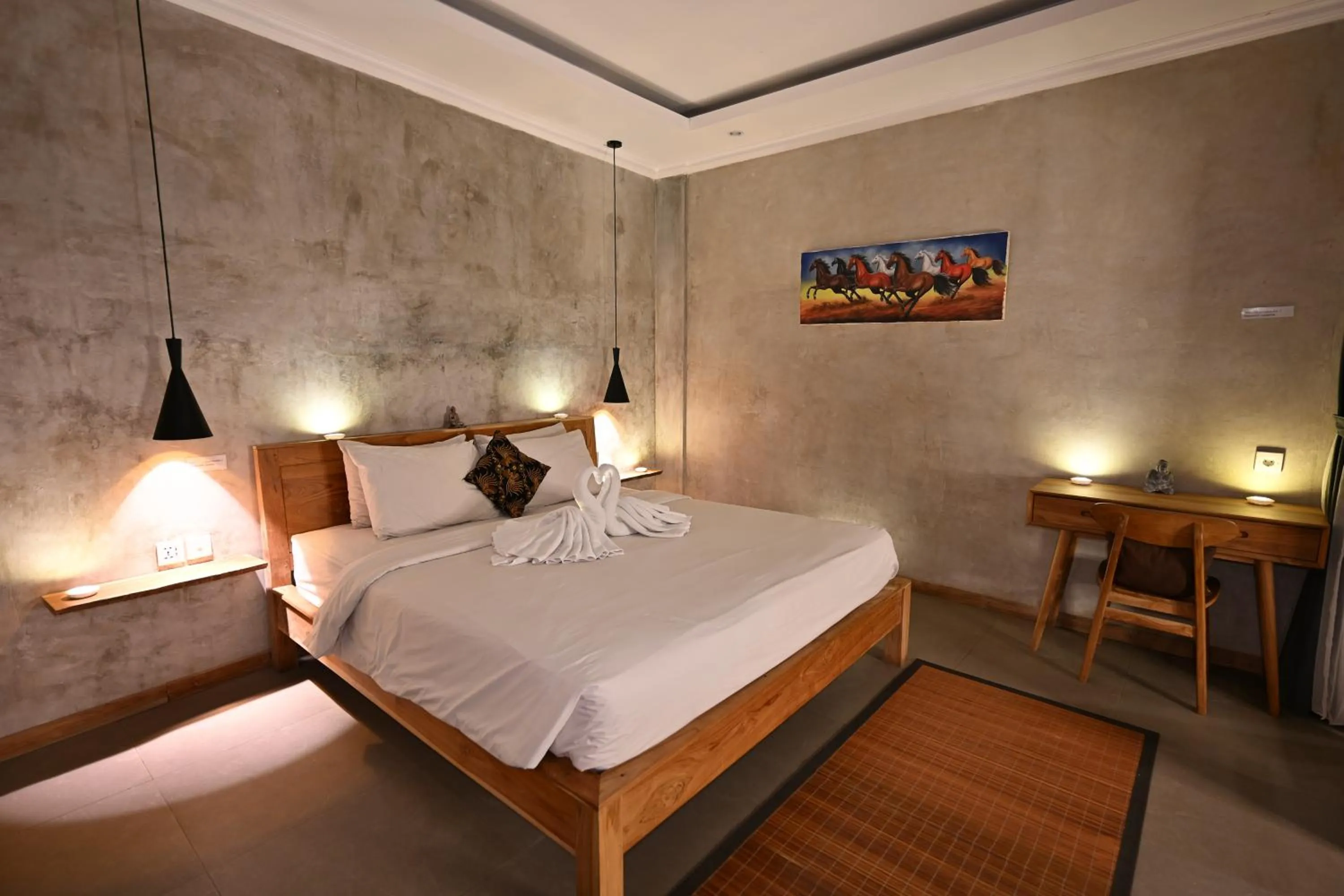 Bed in Canggu Wooden Green Paradise