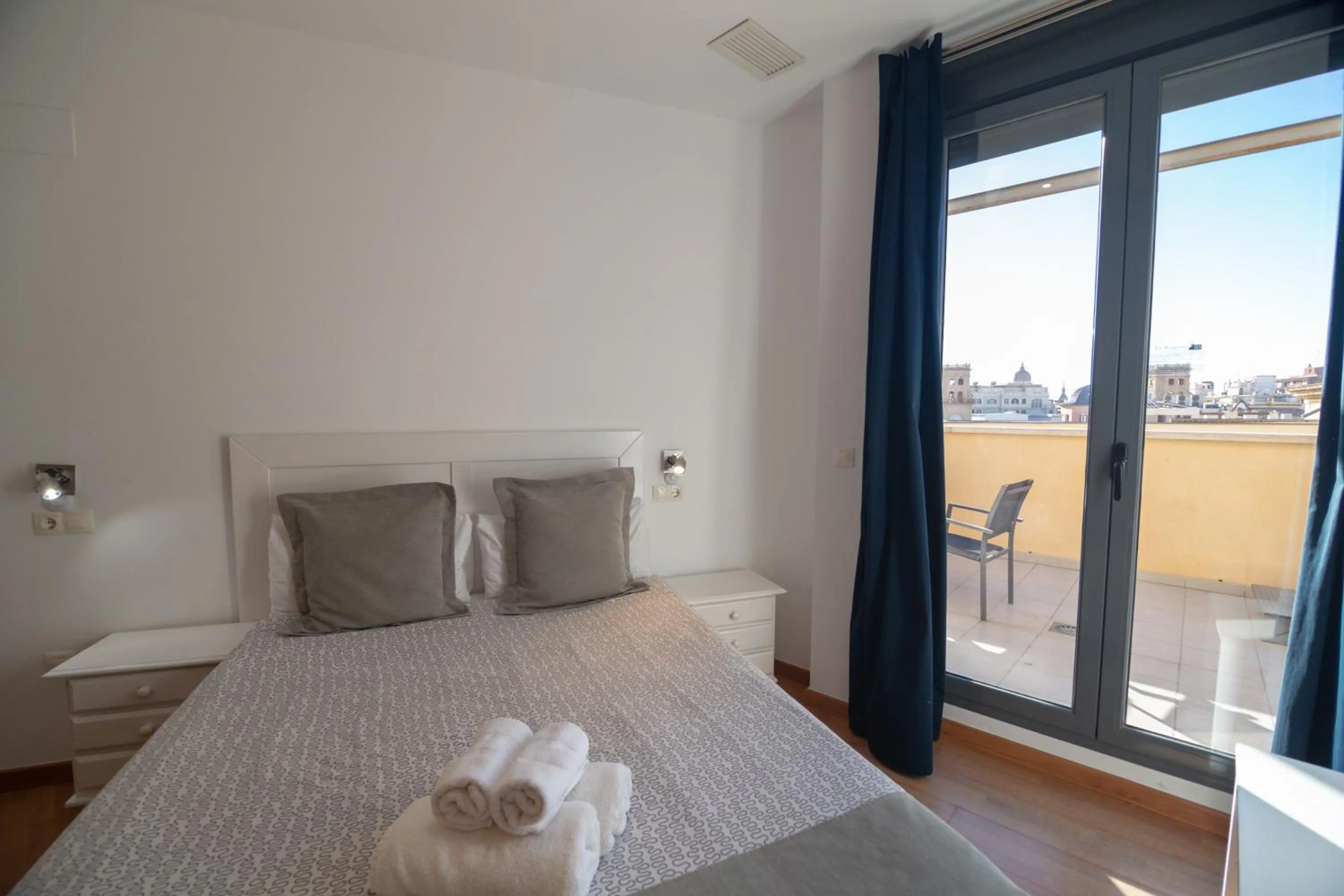 Bed in Apartamento El Carmen by Be Alicante