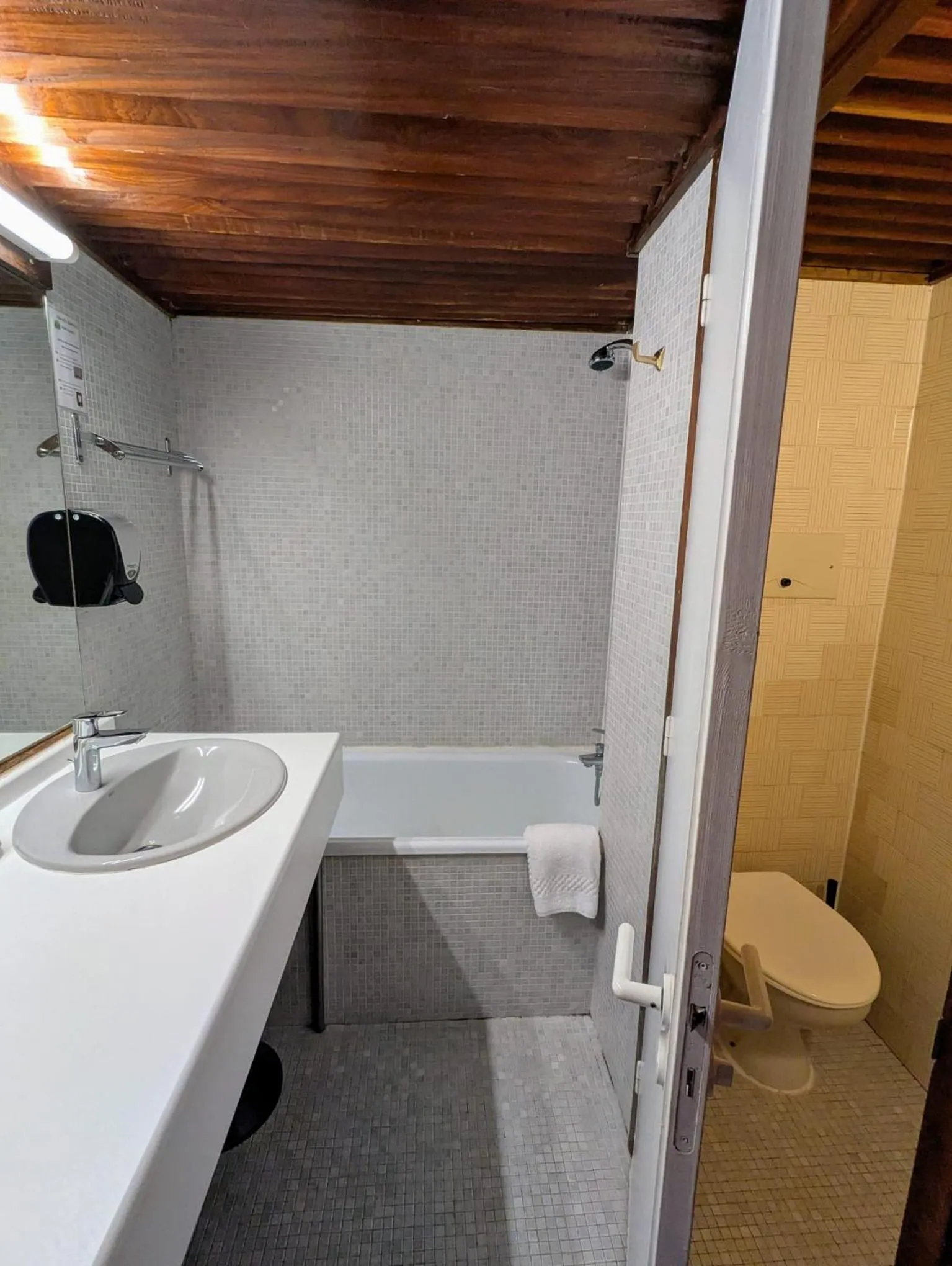 Bathroom in Gergovia