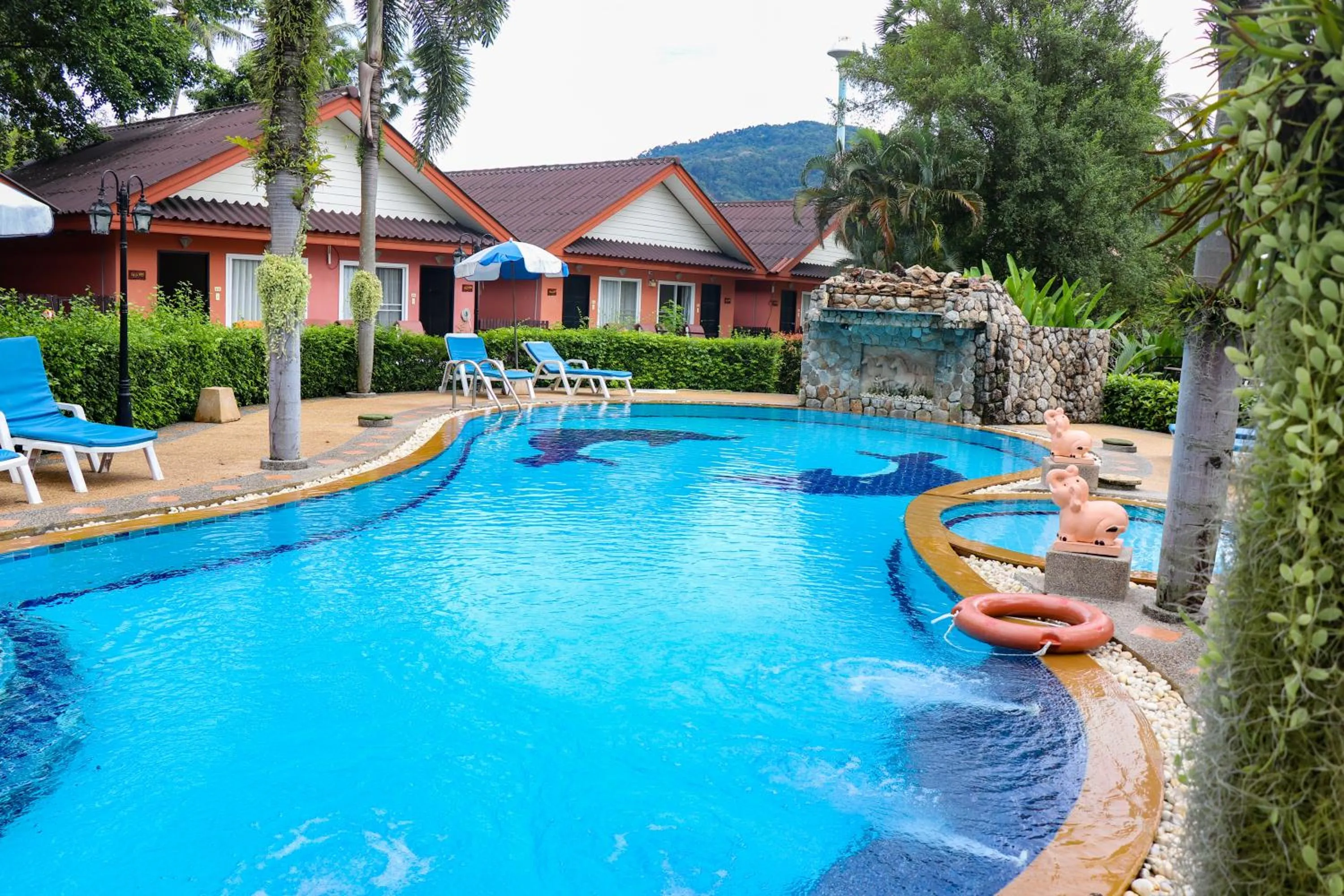 Swimming pool in Andaman Seaside Resort Bangtao Beach