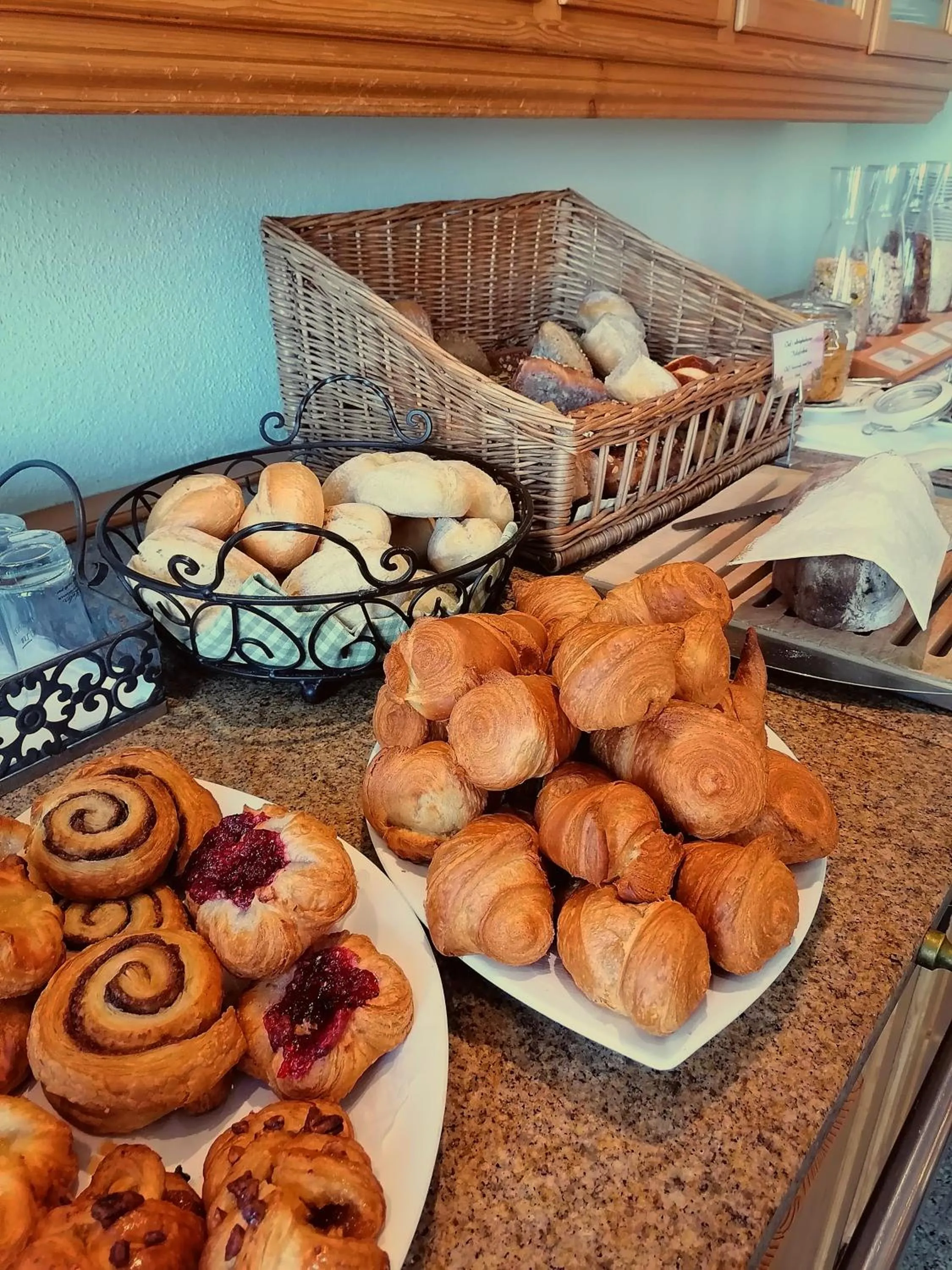 Breakfast in Hotel Restaurant Krone & Wellness - Schopfheim