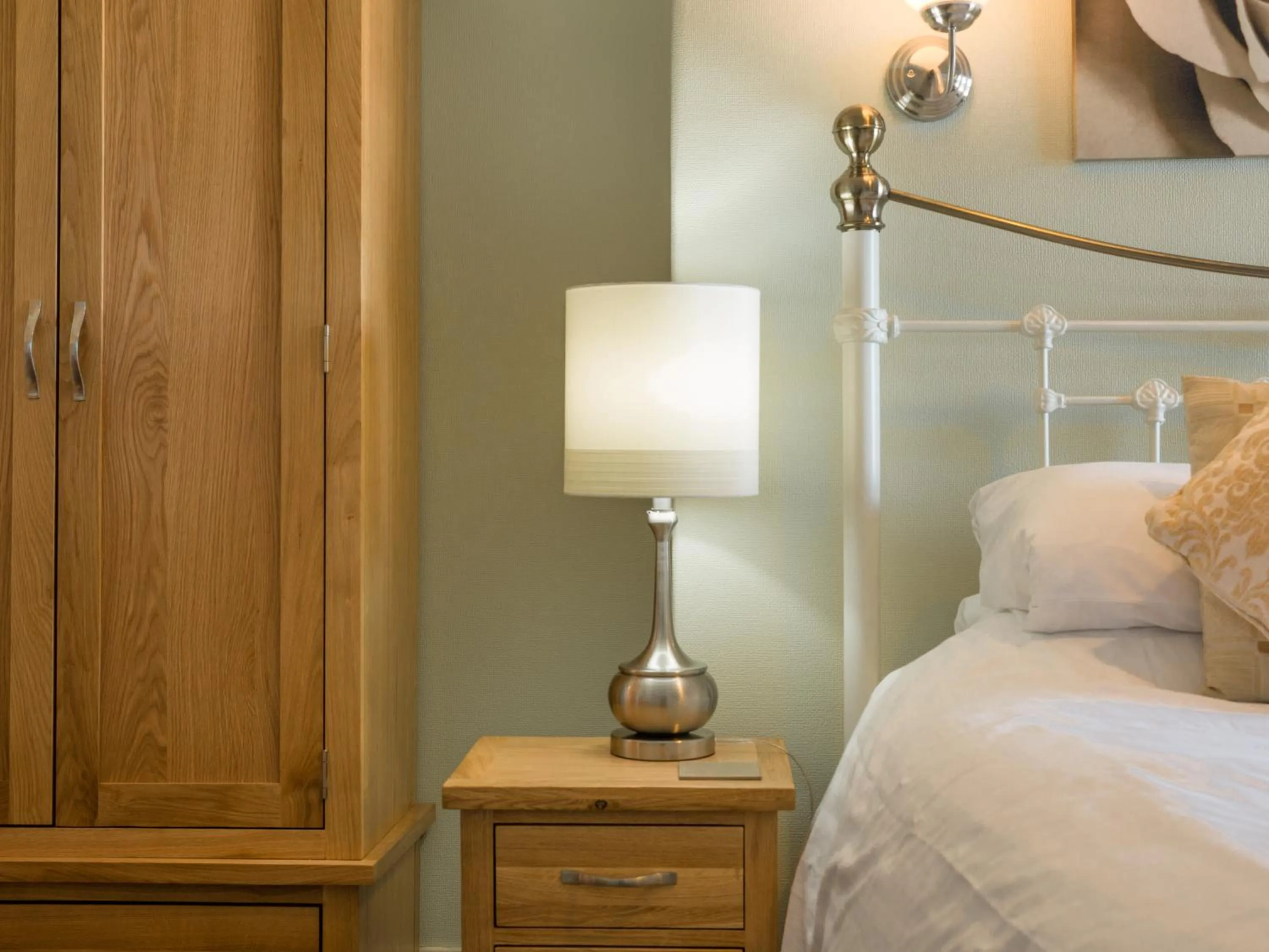 Bedroom, Bed in The Grafton Guest House