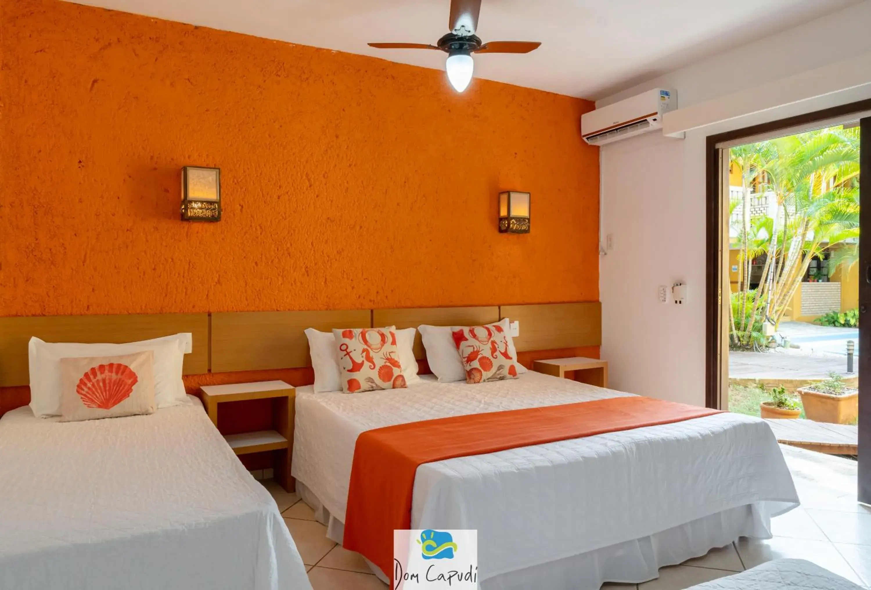 Superior Quadruple Room in Pousada Dom Capudi Superior Quadruple Room in Pousada Dom Capudi