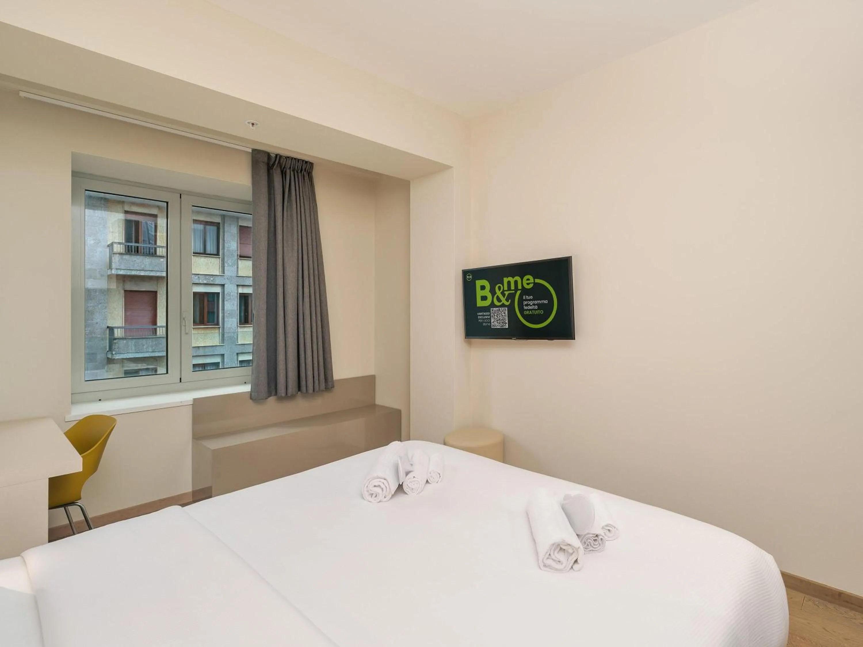 Photo of the whole room, Bed in B&B Hotel Milano Central Station