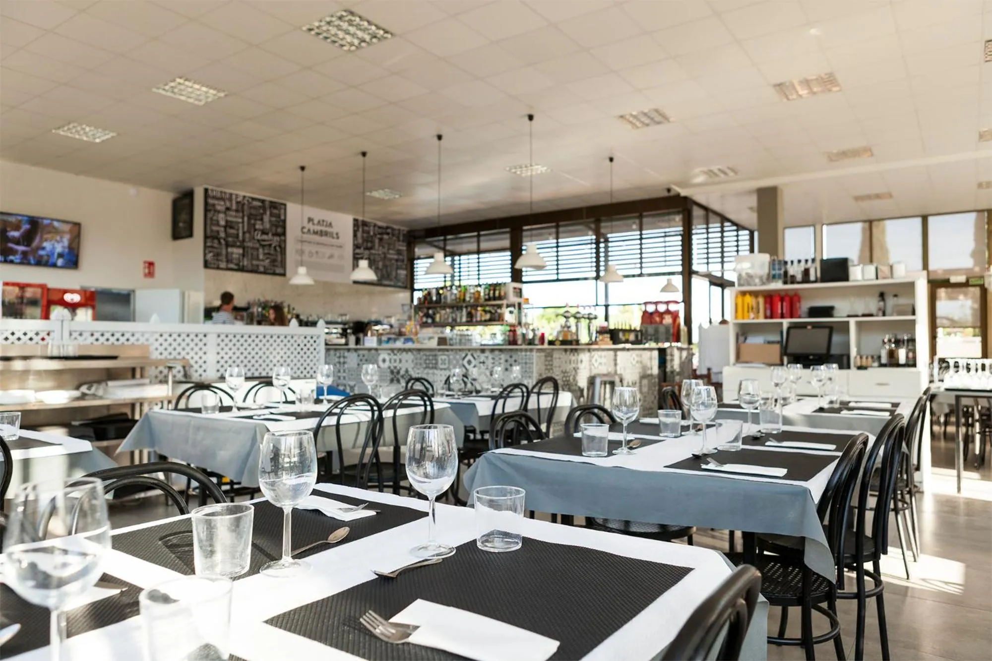 Restaurant/places to eat in Camping Platja Cambrils