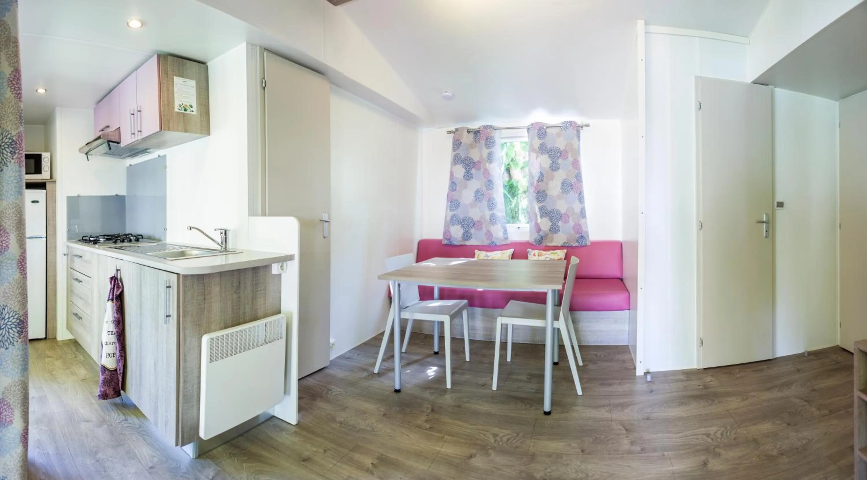 Dining area in Camping Platja Cambrils