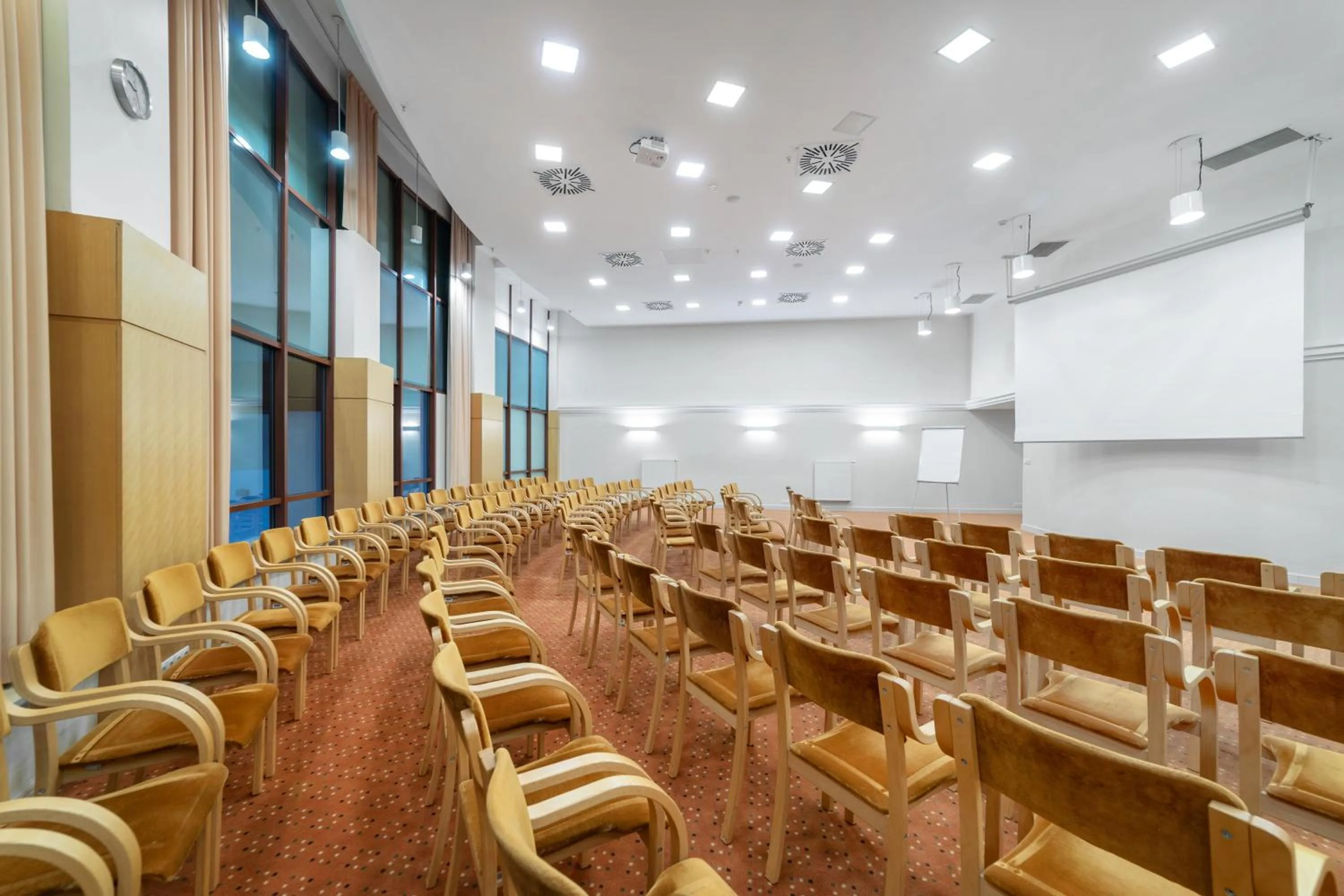 Meeting/conference room in Hotel Dom Zdrojowy Resort & SPA - Destigo Hotels