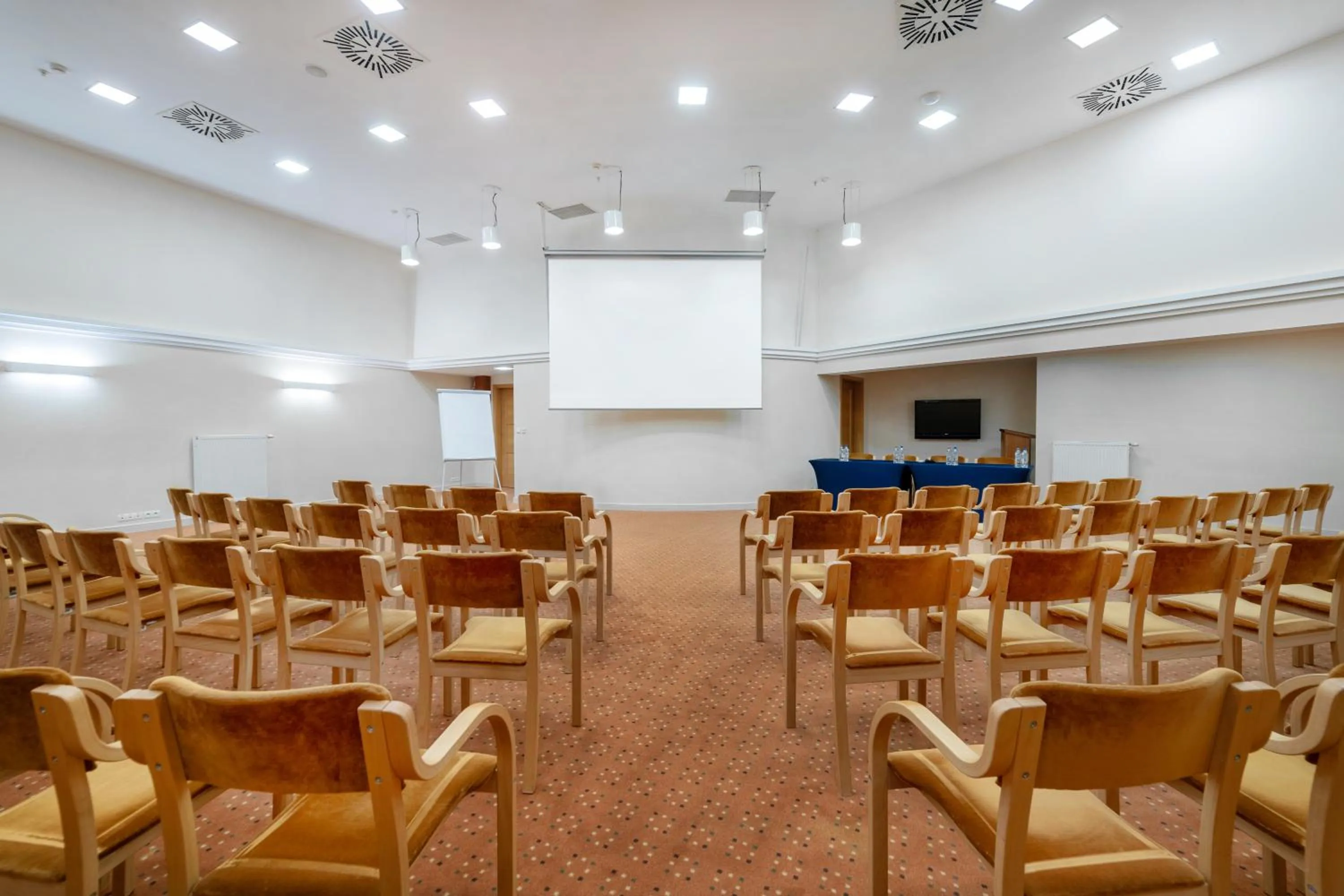 Meeting/conference room in Hotel Dom Zdrojowy Resort & SPA - Destigo Hotels