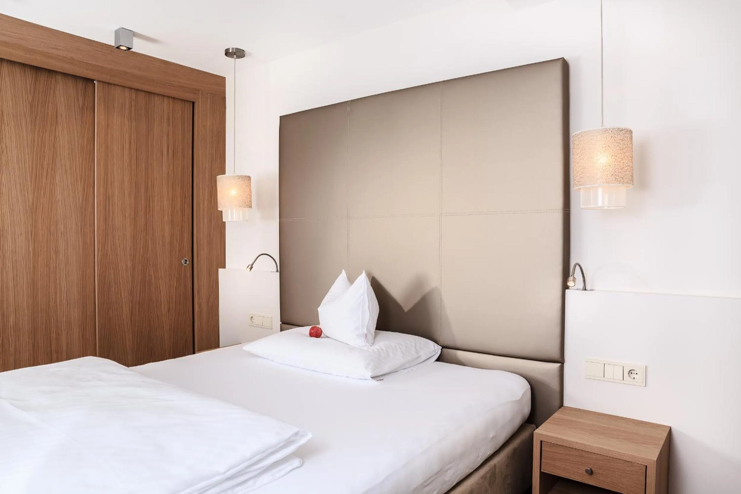 Bed in Hotel Trofana Alpin