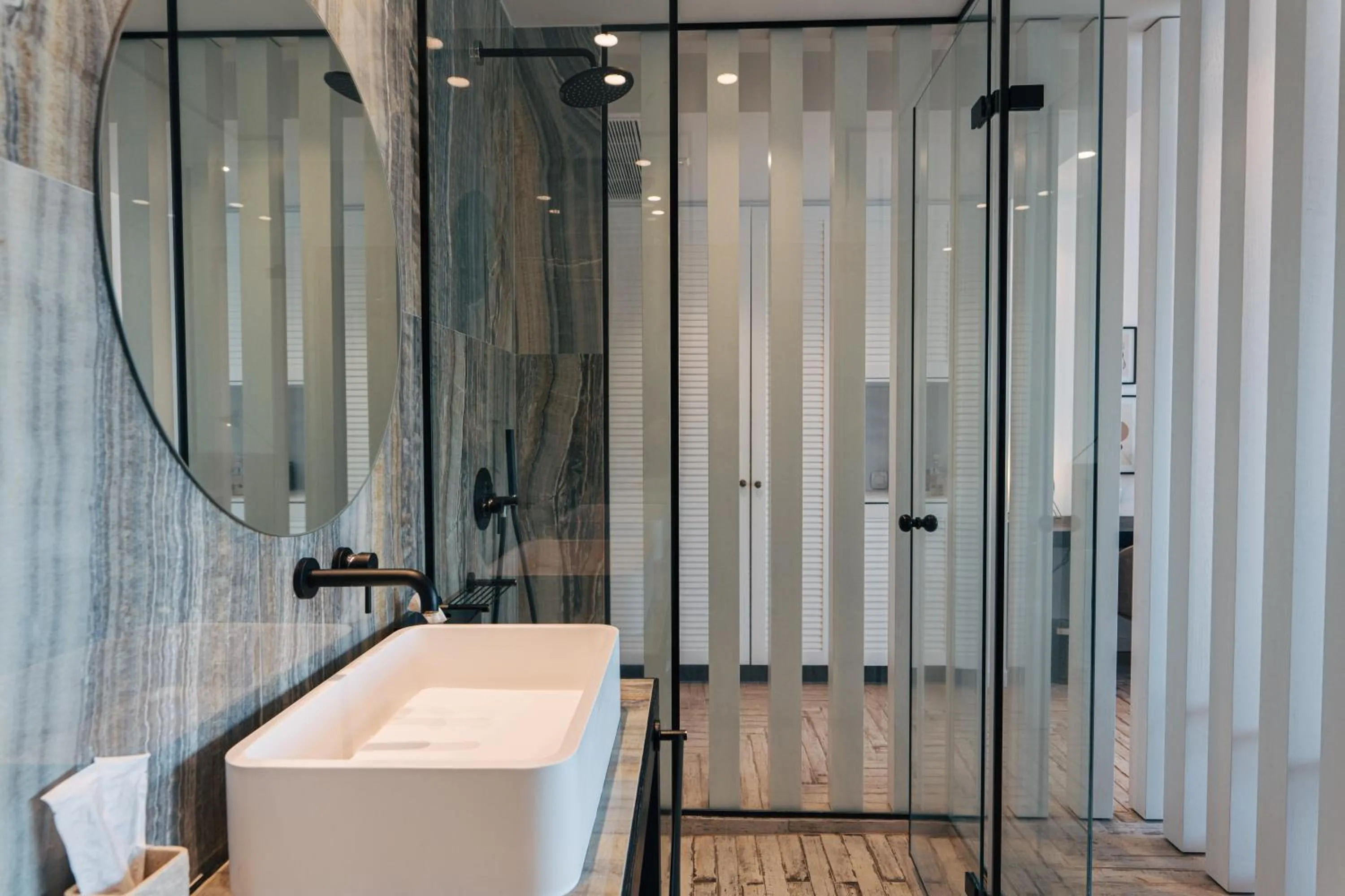 Shower in Lango Design Hotel & Spa, Adults Only