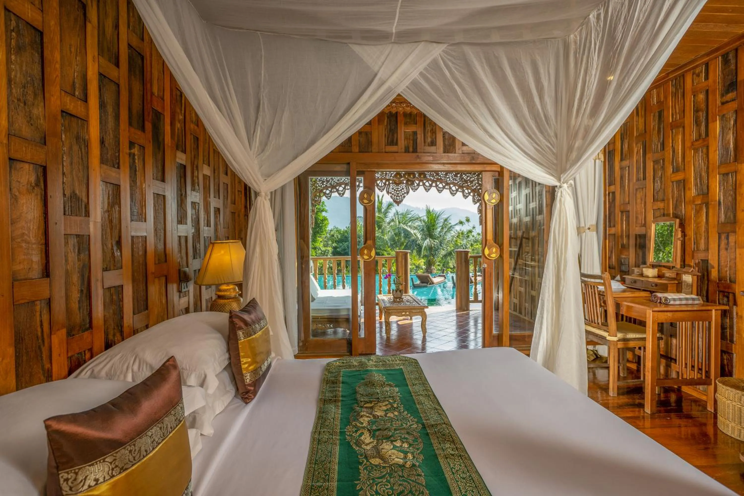 Bedroom, Bed in Santhiya Koh Phangan Resort and Spa