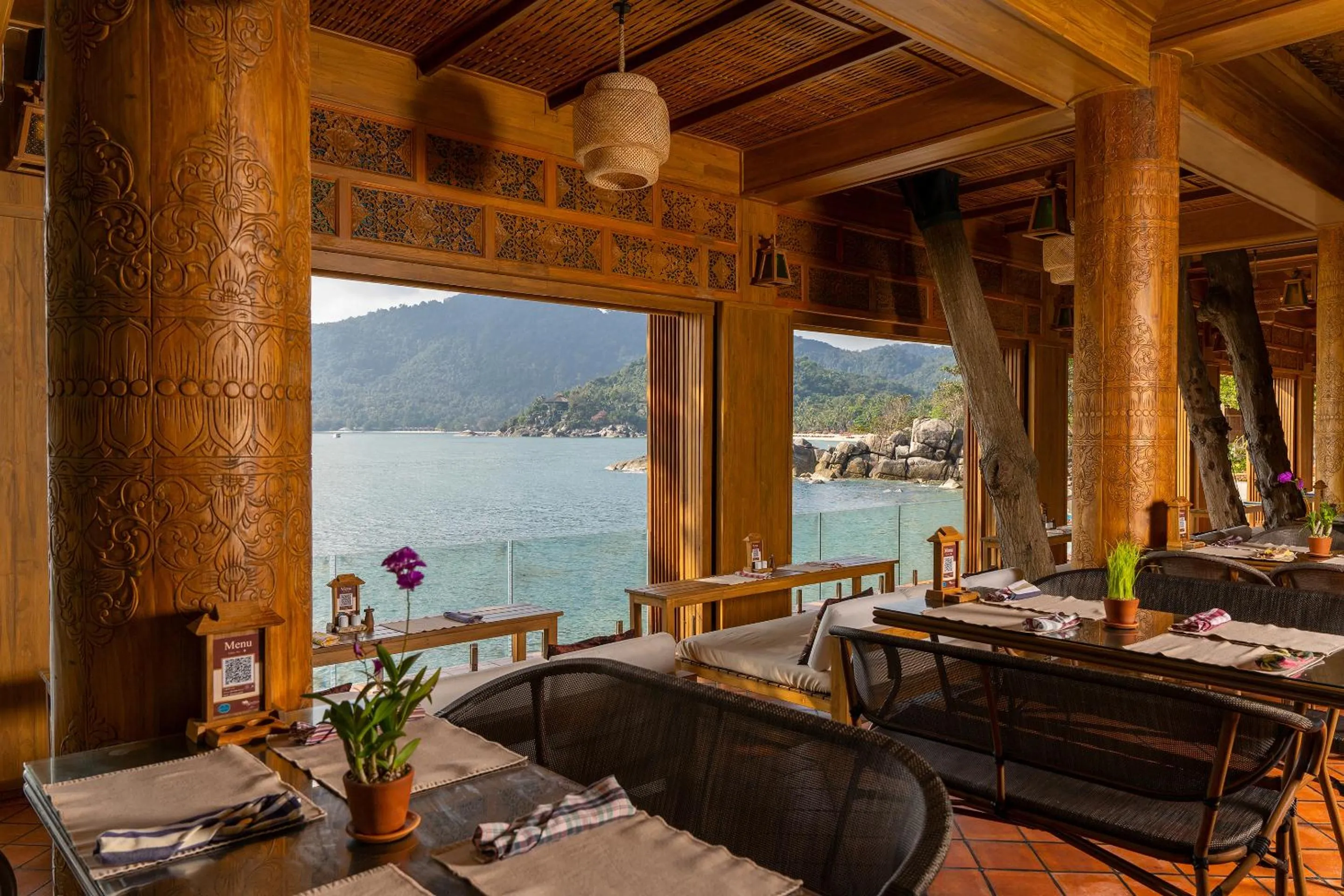 Restaurant/places to eat in Santhiya Koh Phangan Resort and Spa