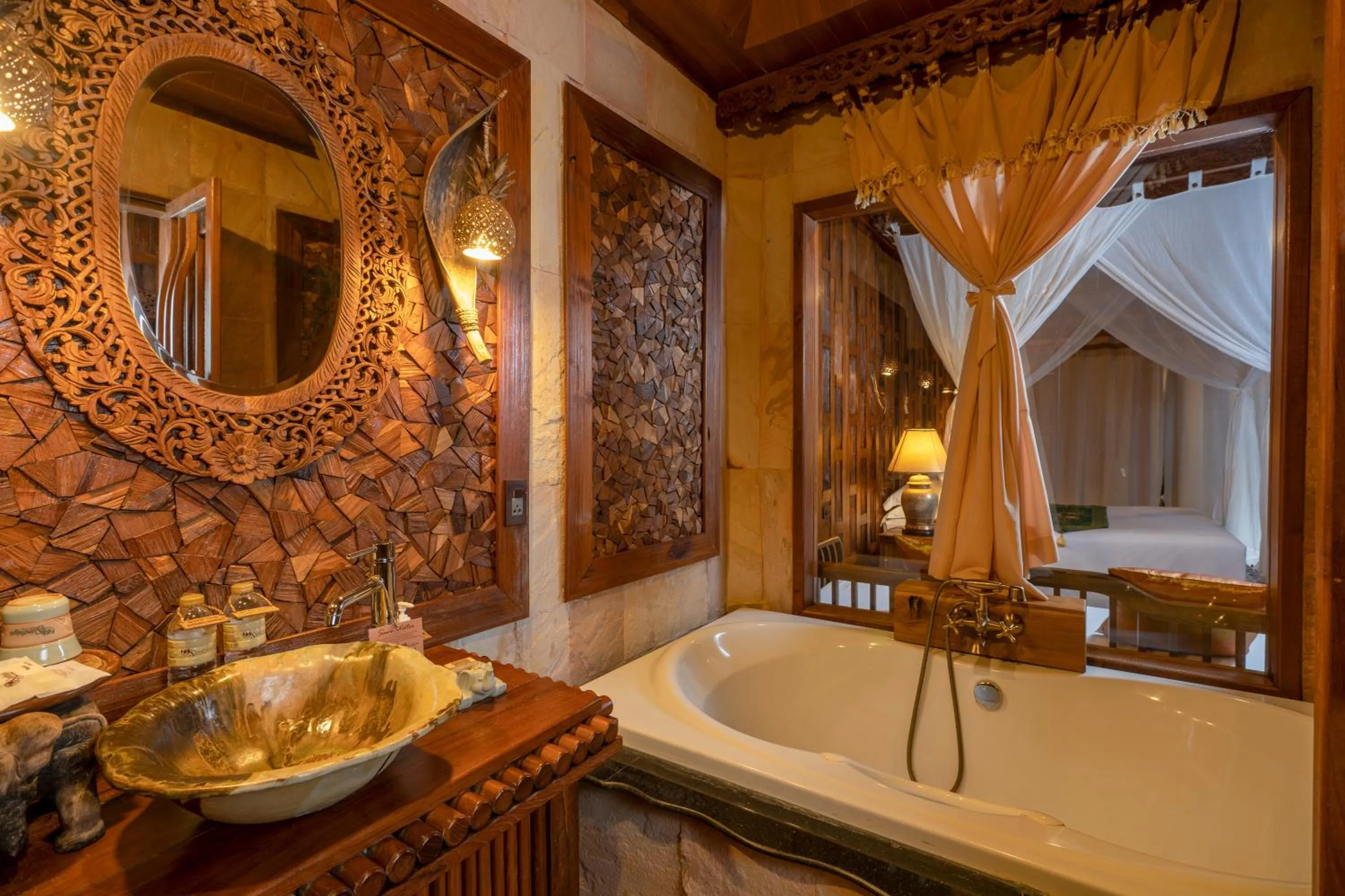 Bathroom in Santhiya Koh Phangan Resort and Spa