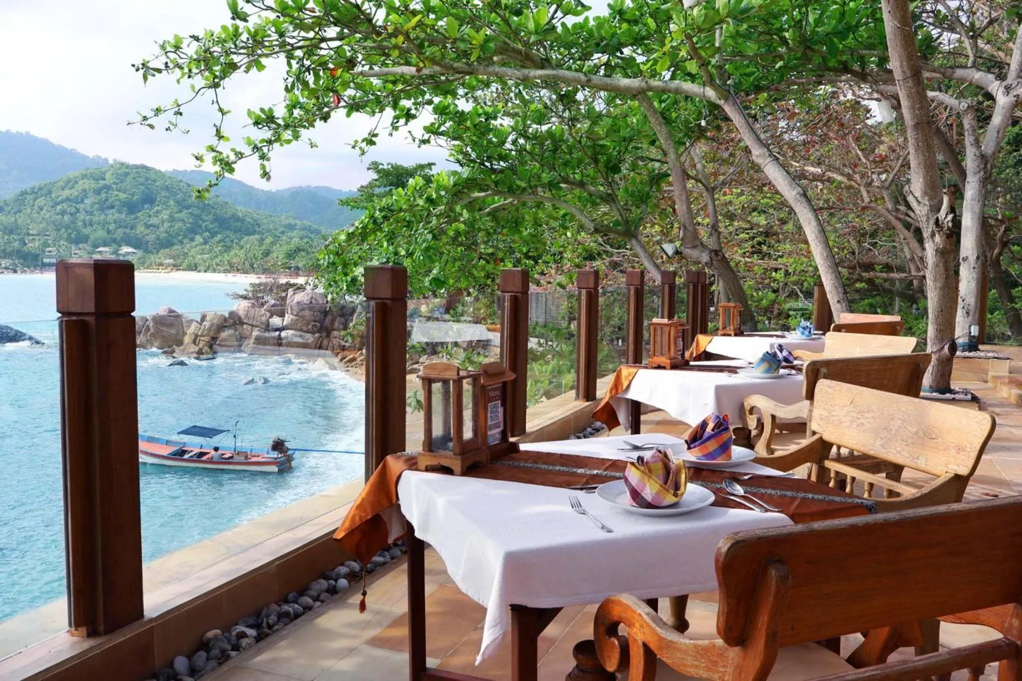 Restaurant/places to eat in Santhiya Koh Phangan Resort and Spa