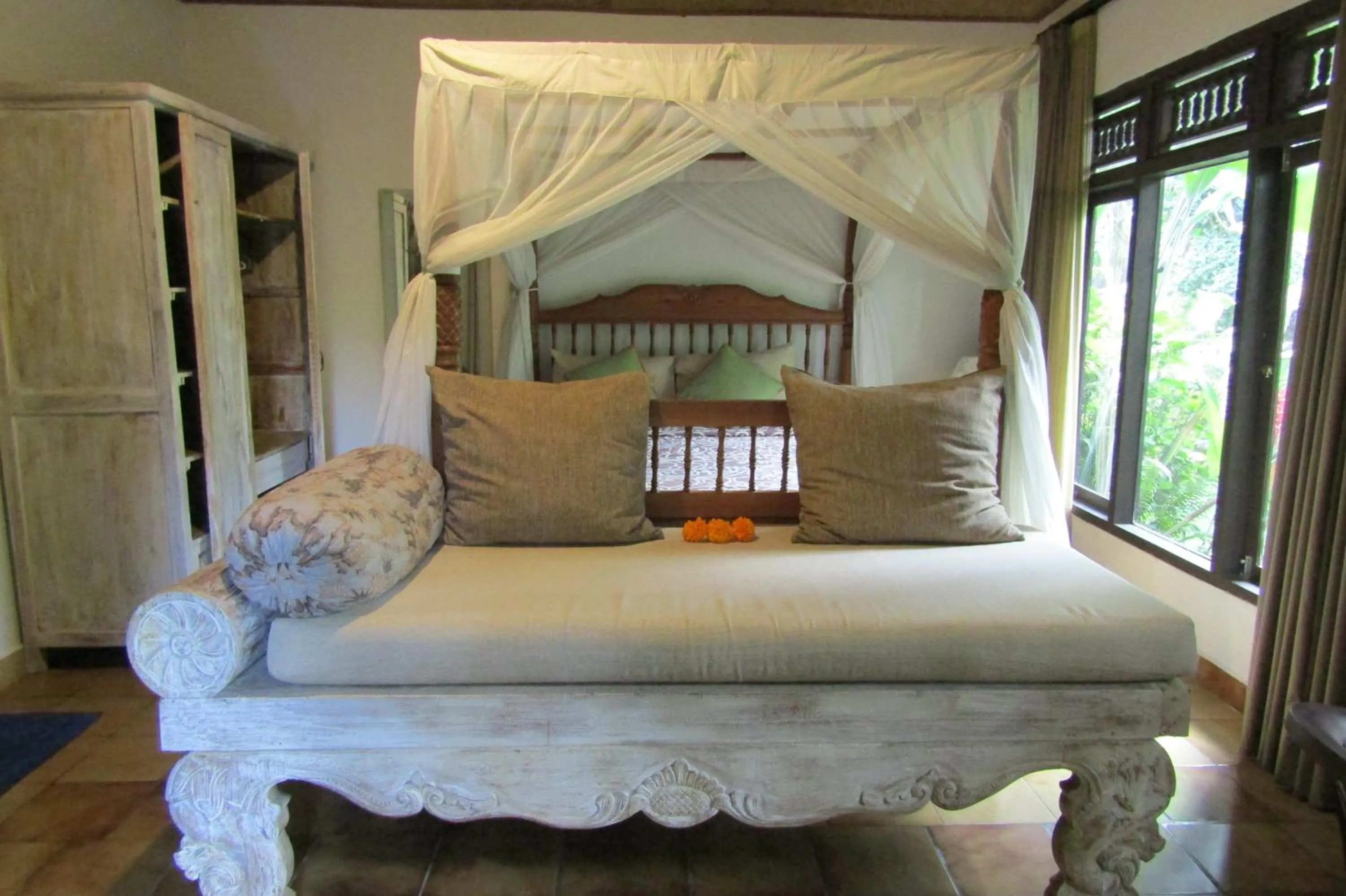 Bed in Recep Bungalow