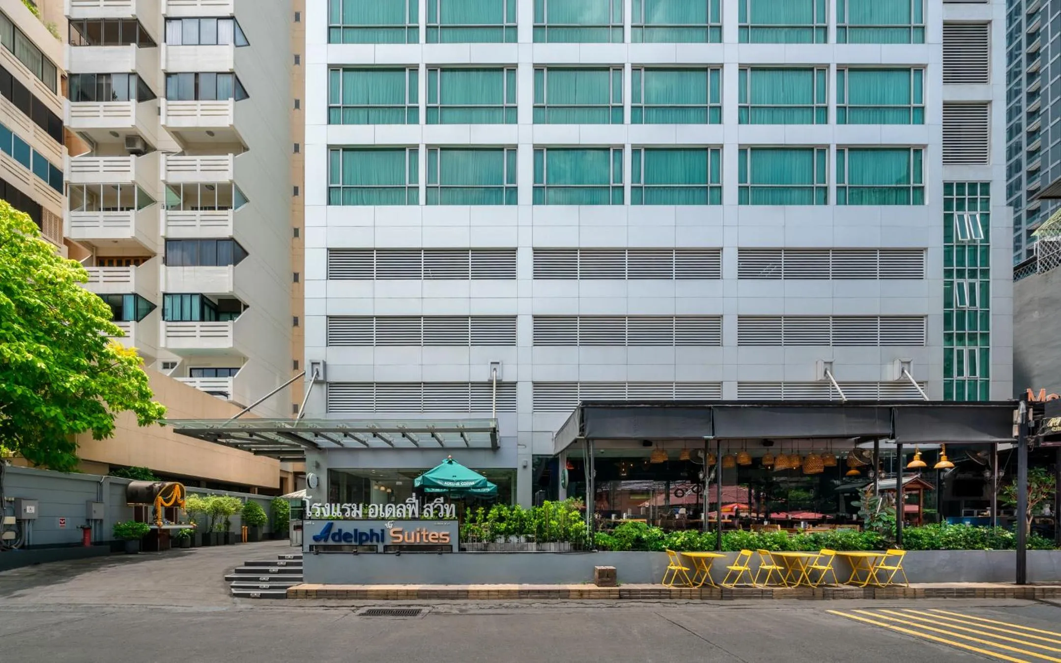 Property building in Adelphi Suites Bangkok