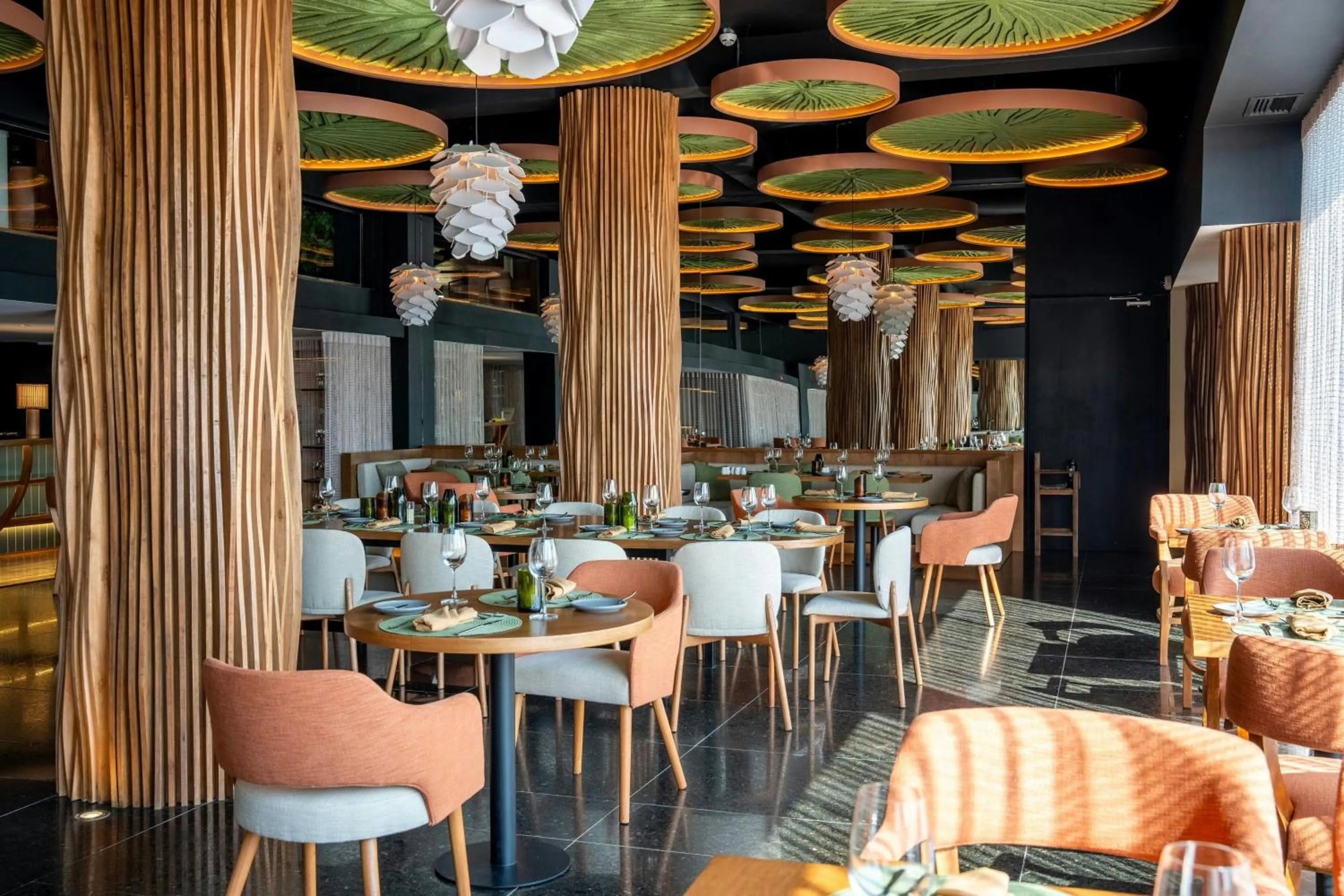 Restaurant/places to eat in Yacht & Golf Club Paraguayo, a Tribute Portfolio Resort