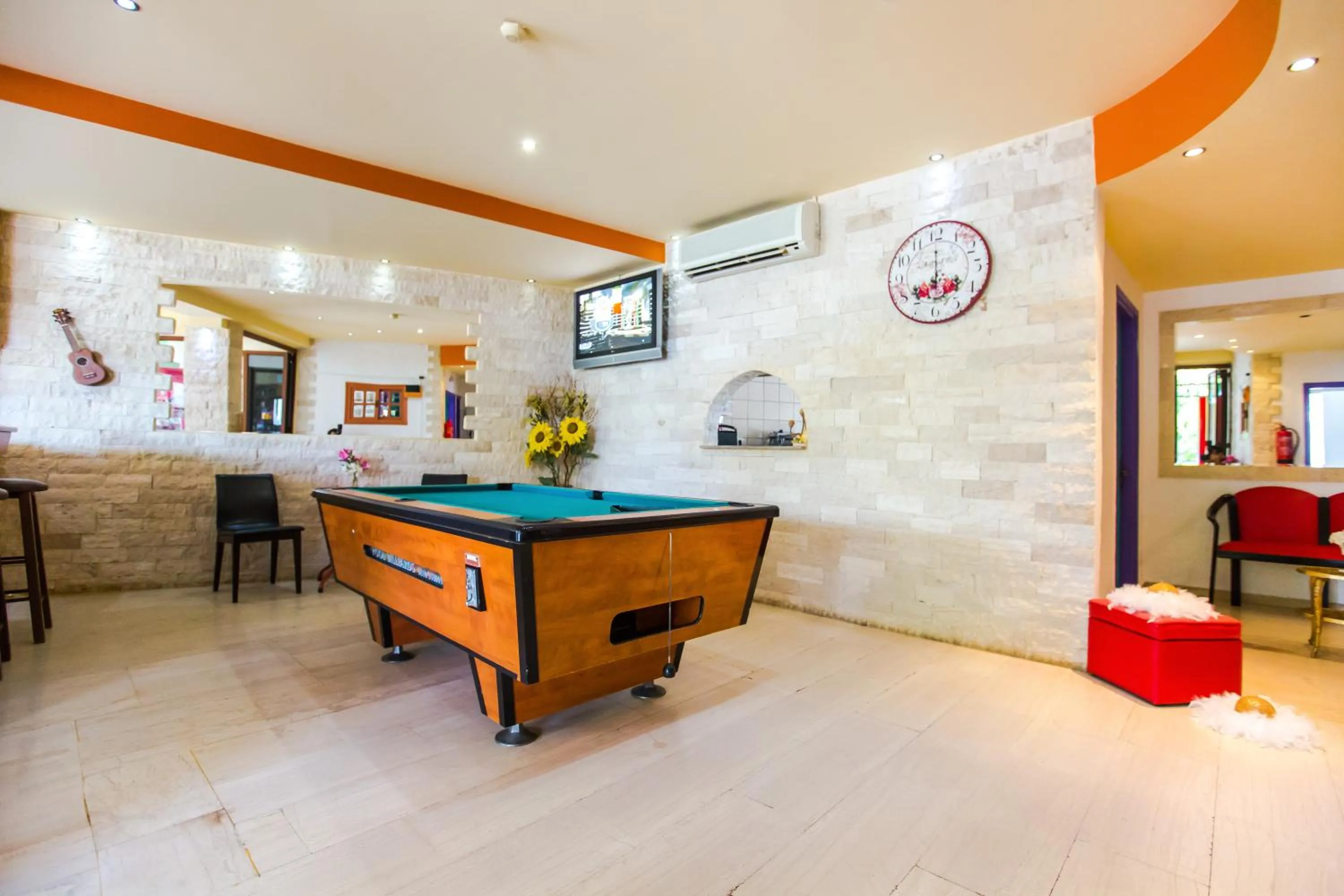 Billiard in Litsa Studios