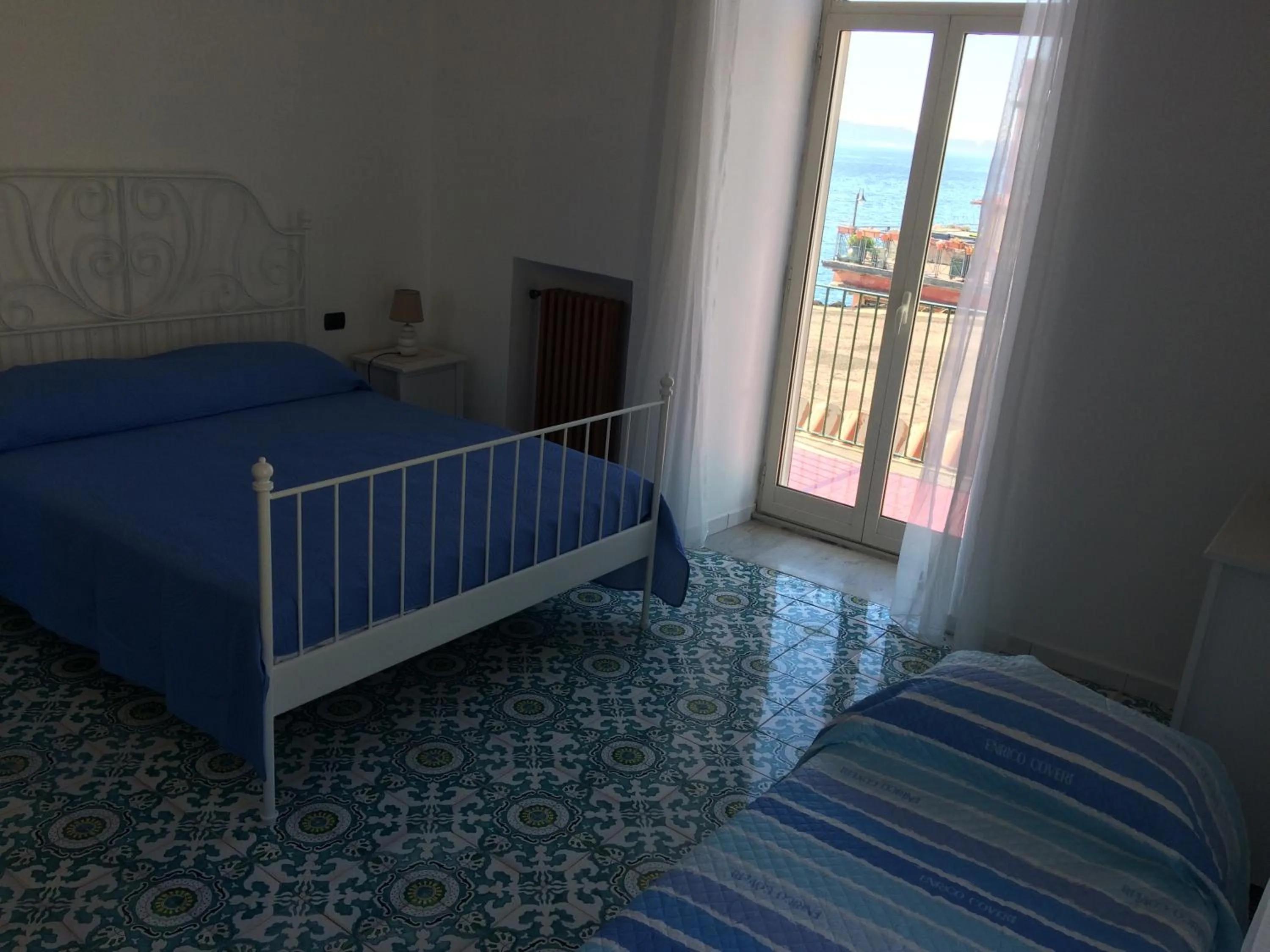 Bed in The Reef House