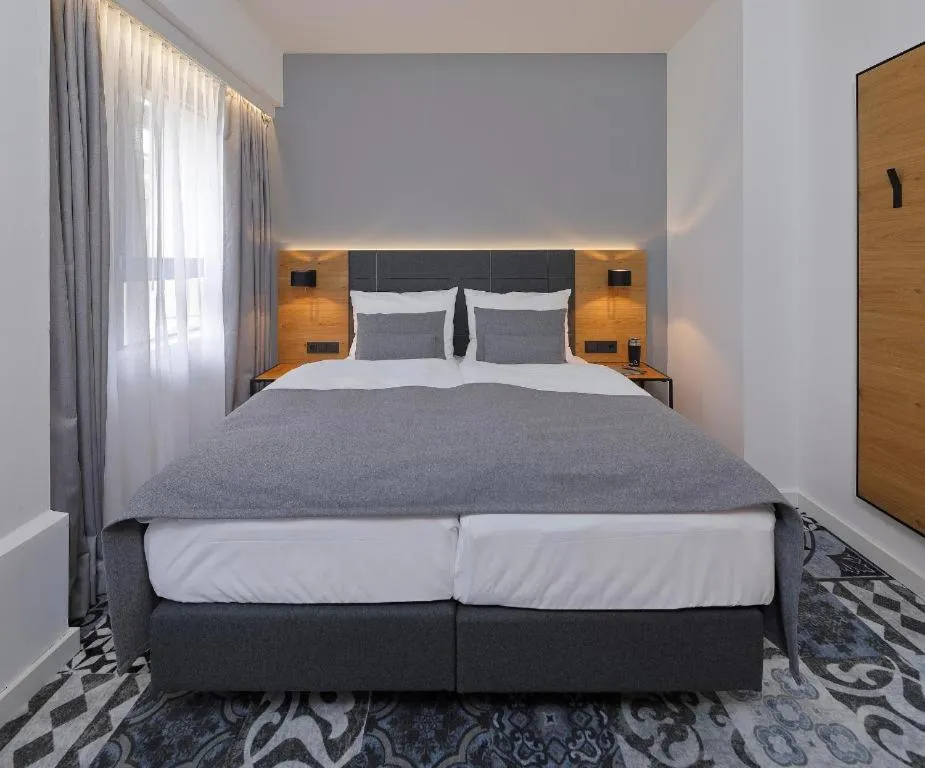 Photo of the whole room, Bed in Coffee Fellows Hotel Dortmund