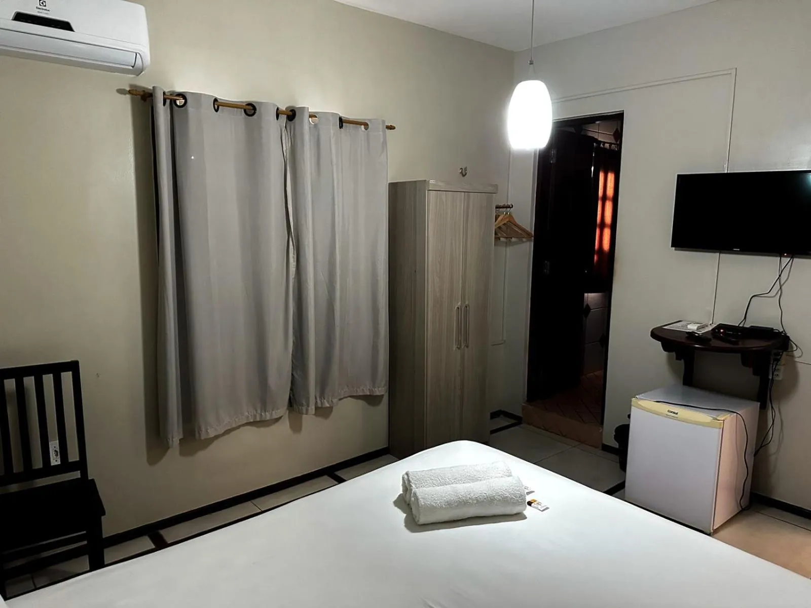 Photo of the whole room, Bed in Pousada Alternativa