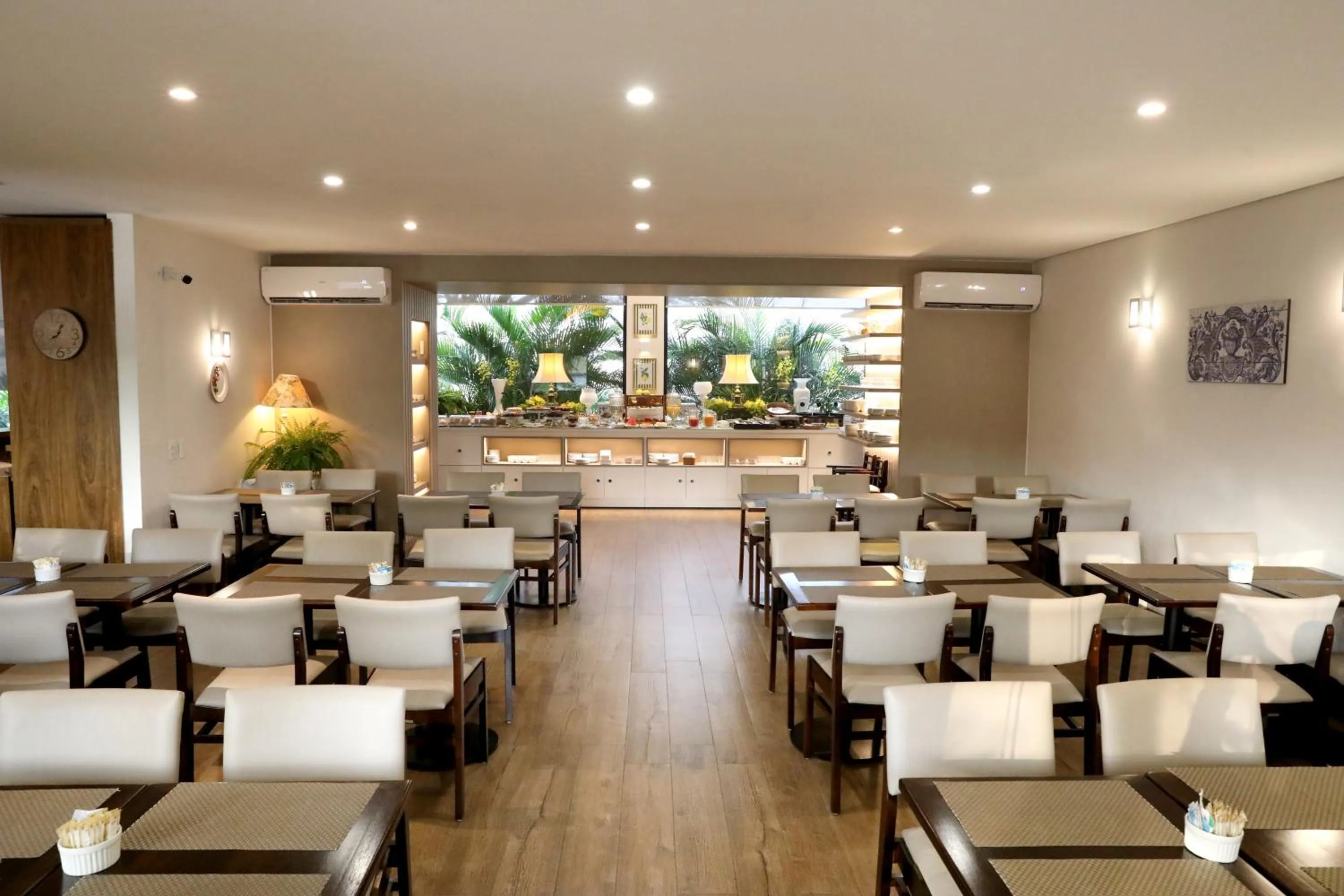 Restaurant/places to eat in Hotel Roda D'Agua