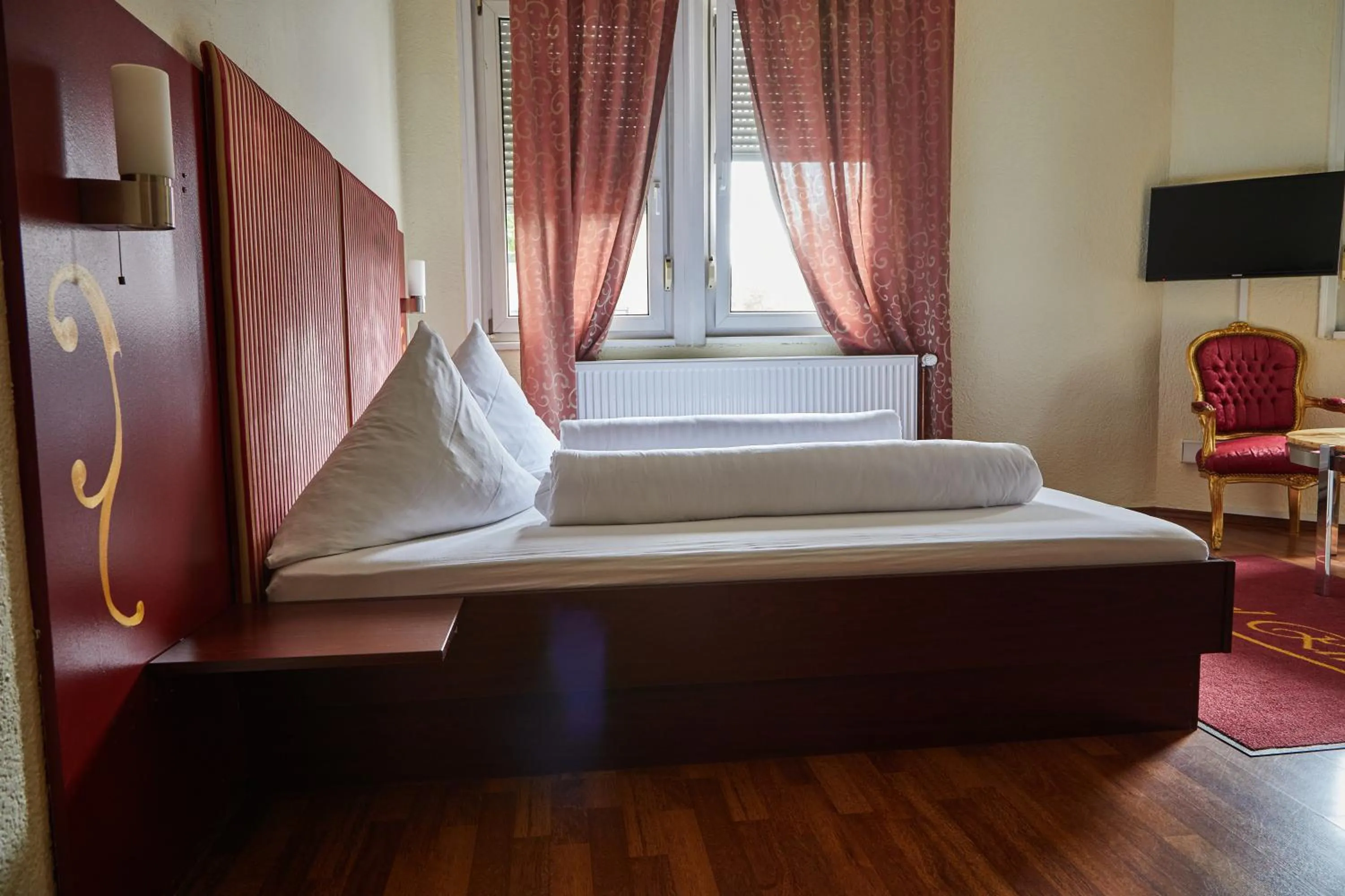 Bed in Hotel Riviera