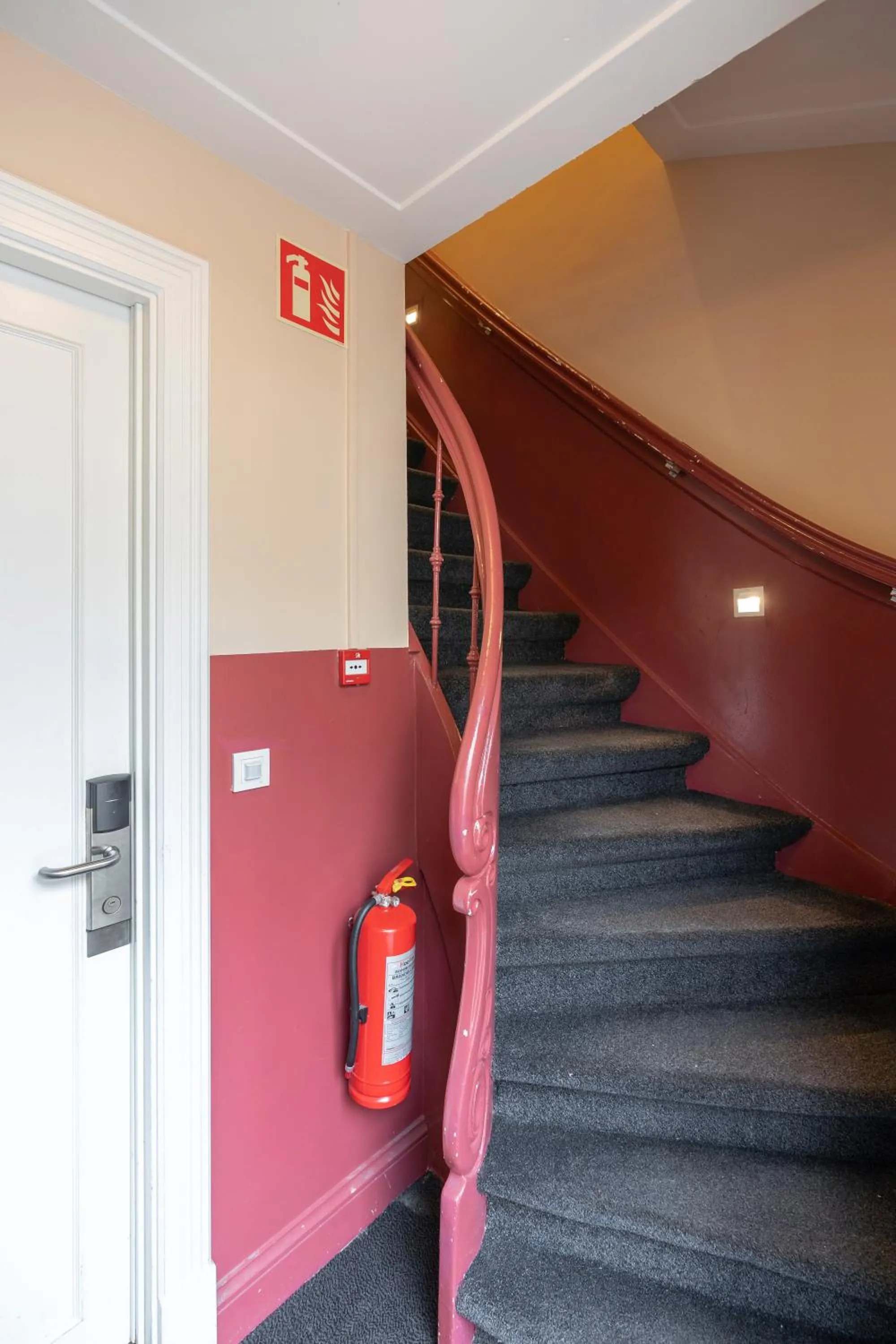 Property building in Numa Amsterdam Helmers