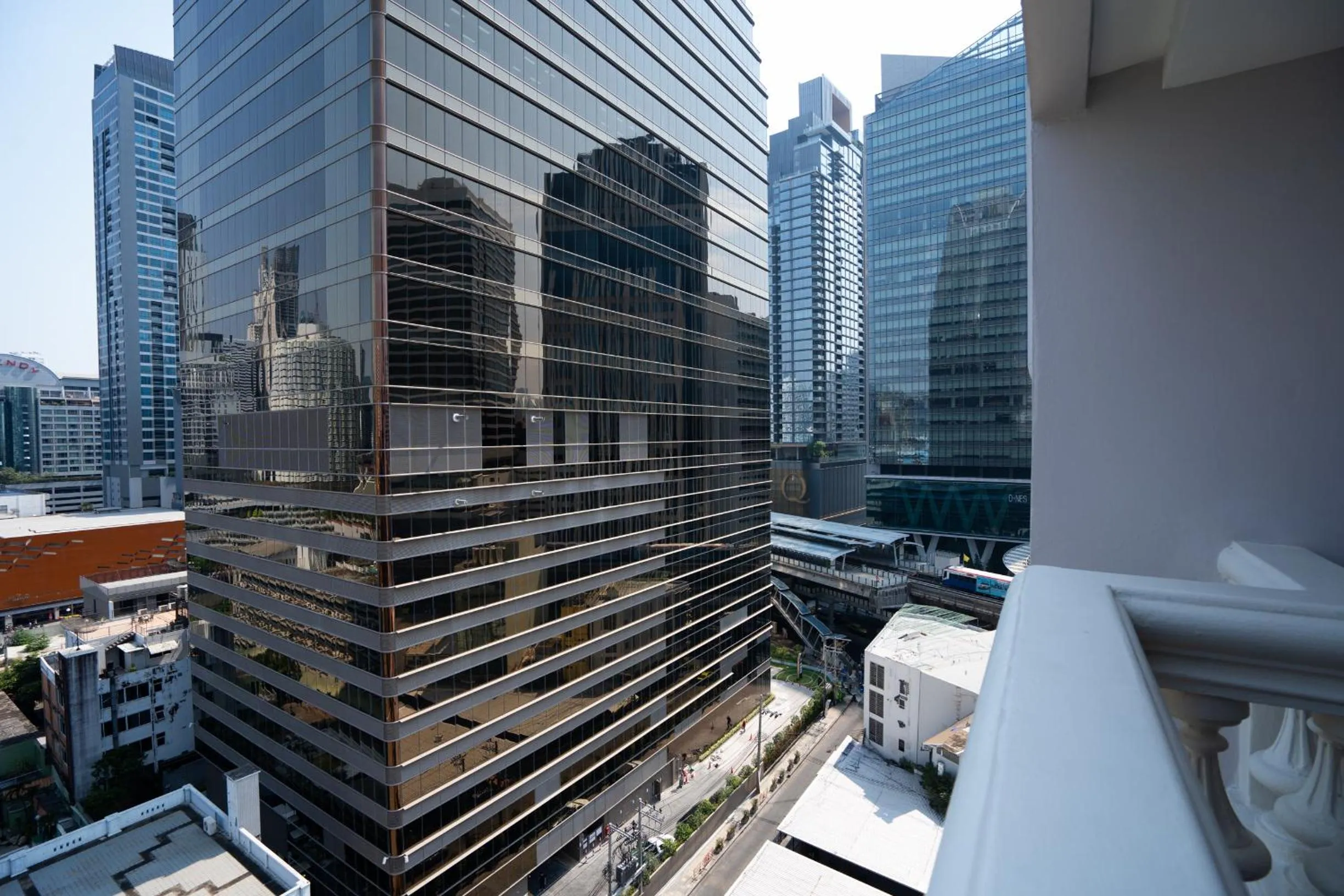 Property building in NH Bangkok Sukhumvit Boulevard