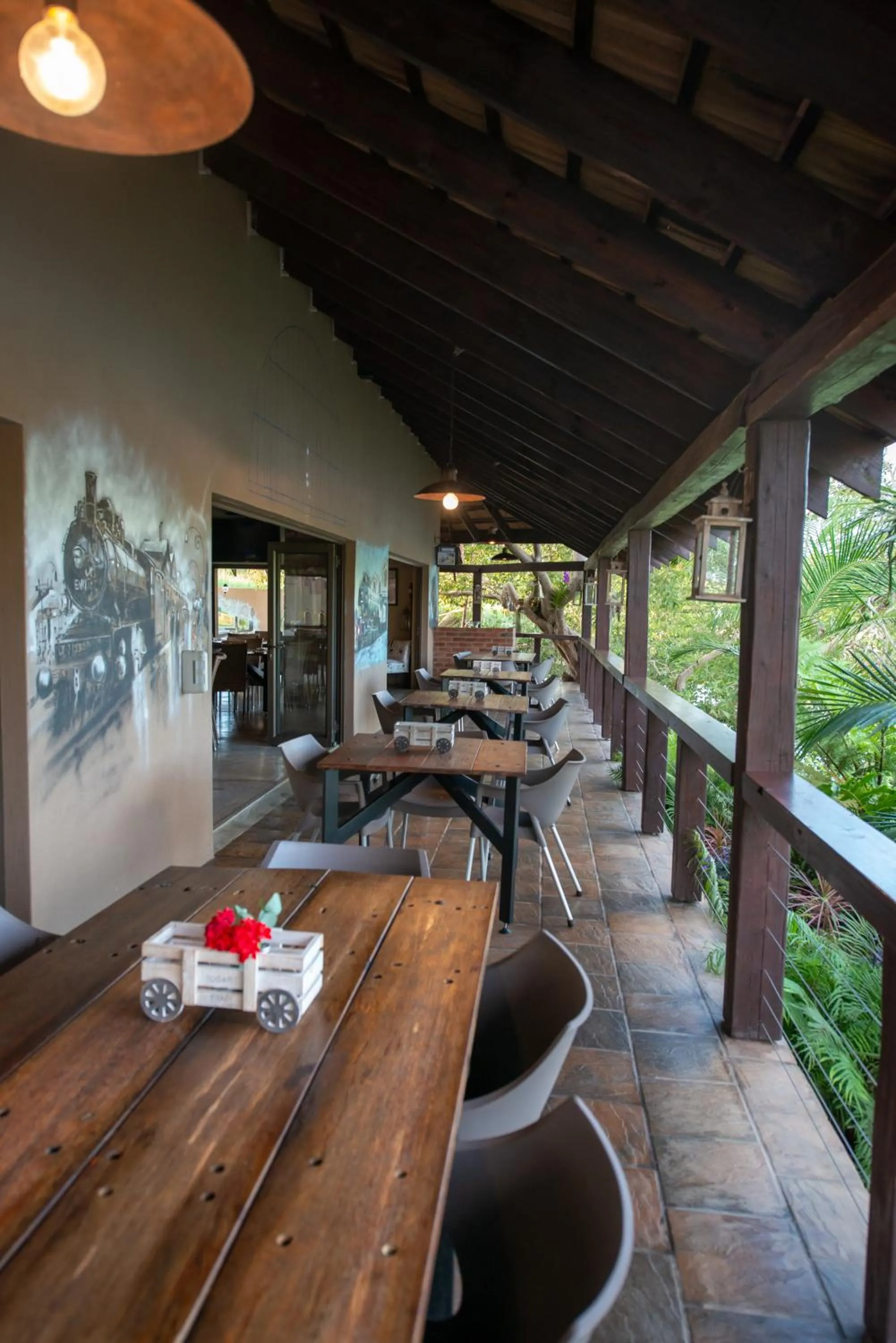 Restaurant/places to eat in Nkomazi Kruger Lodge & Spa