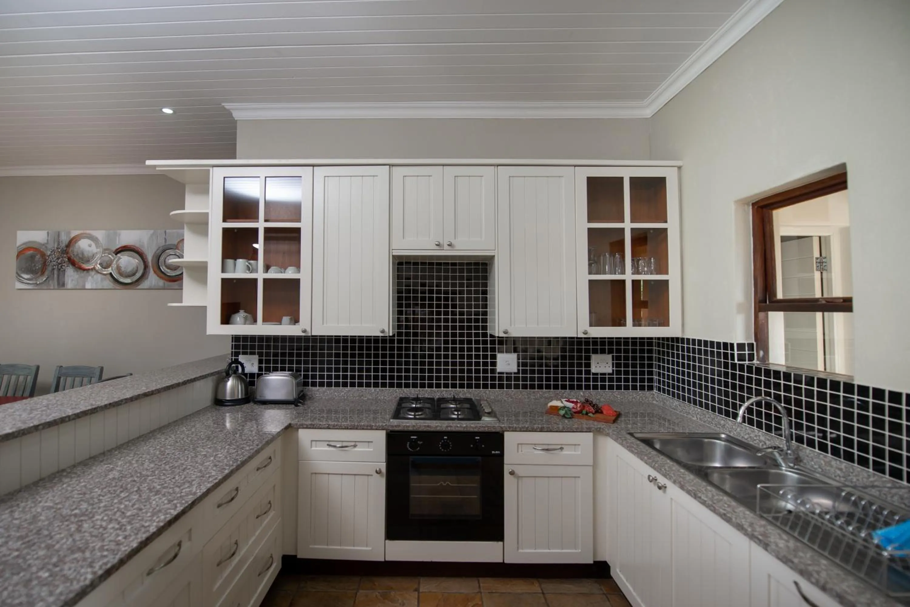 Kitchen or kitchenette in Nkomazi Kruger Lodge & Spa