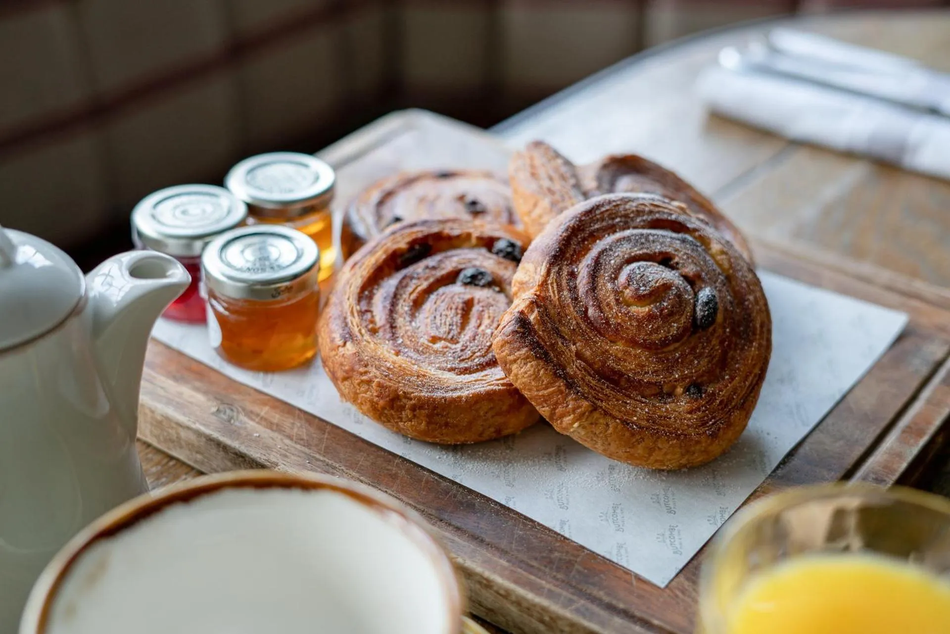 Breakfast in Castle Inn