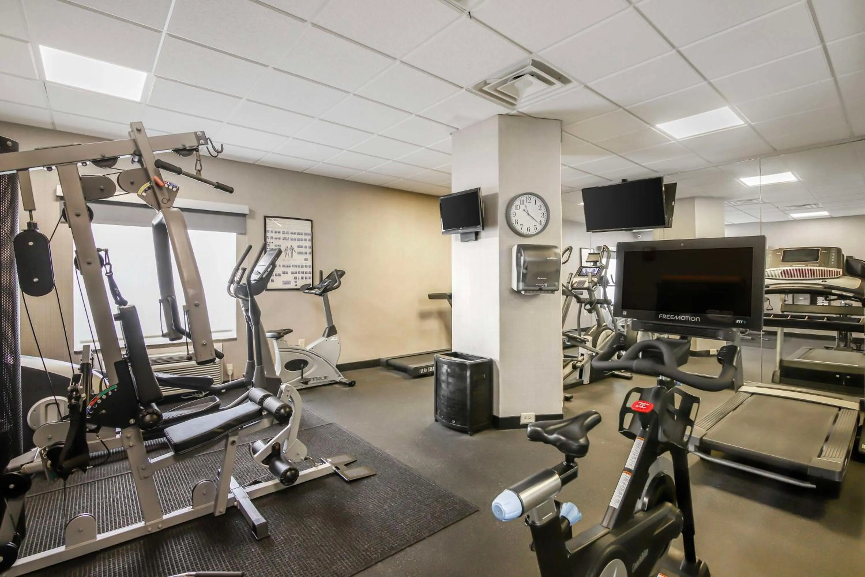 Fitness centre/facilities in Best Western Plus Brunswick Inn & Suites