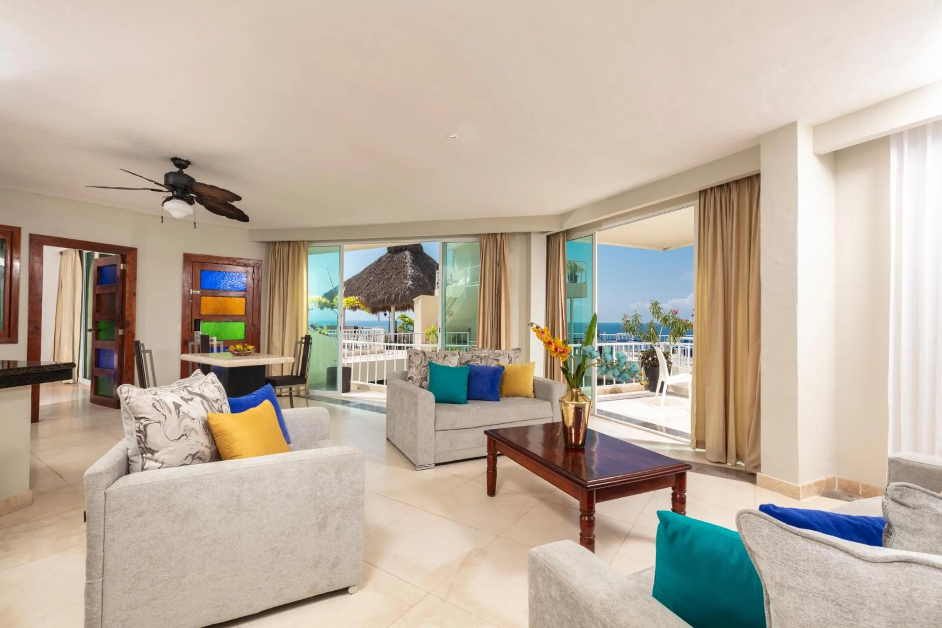 Living room in Blue Chairs Beachfront Resort Puerto Vallarta - Adults Only