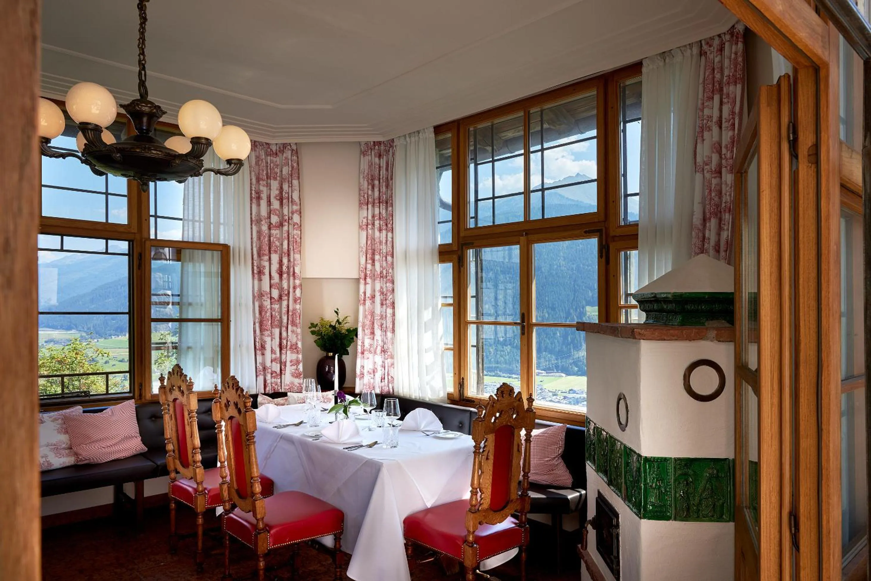 Restaurant/places to eat in Hotel Schloss Mittersill