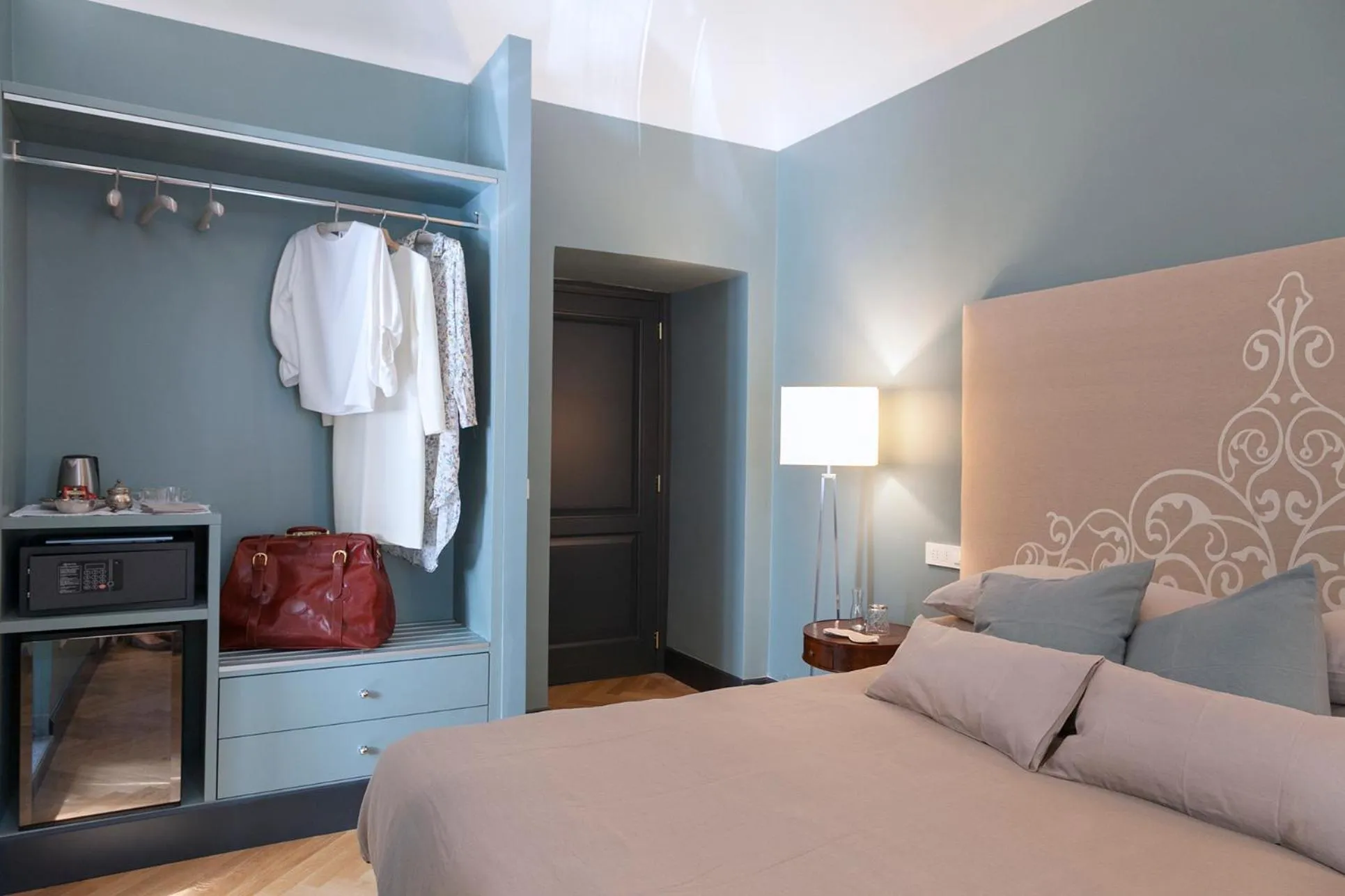 Bed in Santa Monica Townhouse