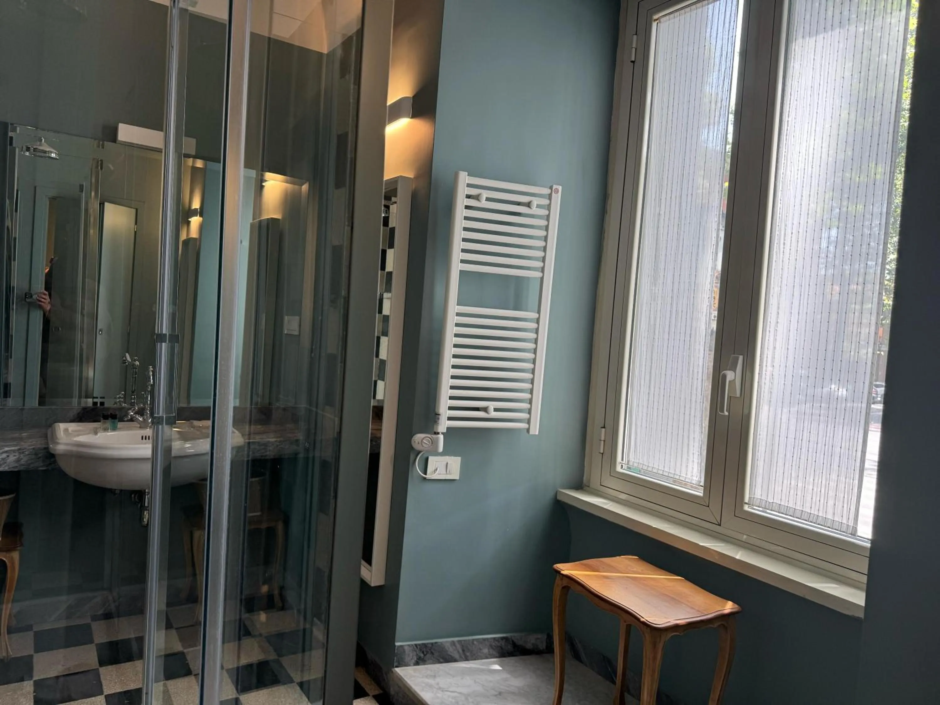 Shower in Santa Monica Townhouse