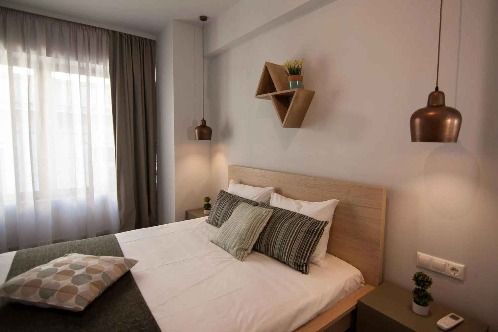 Bedroom, Bed in Dynasta Central Suites