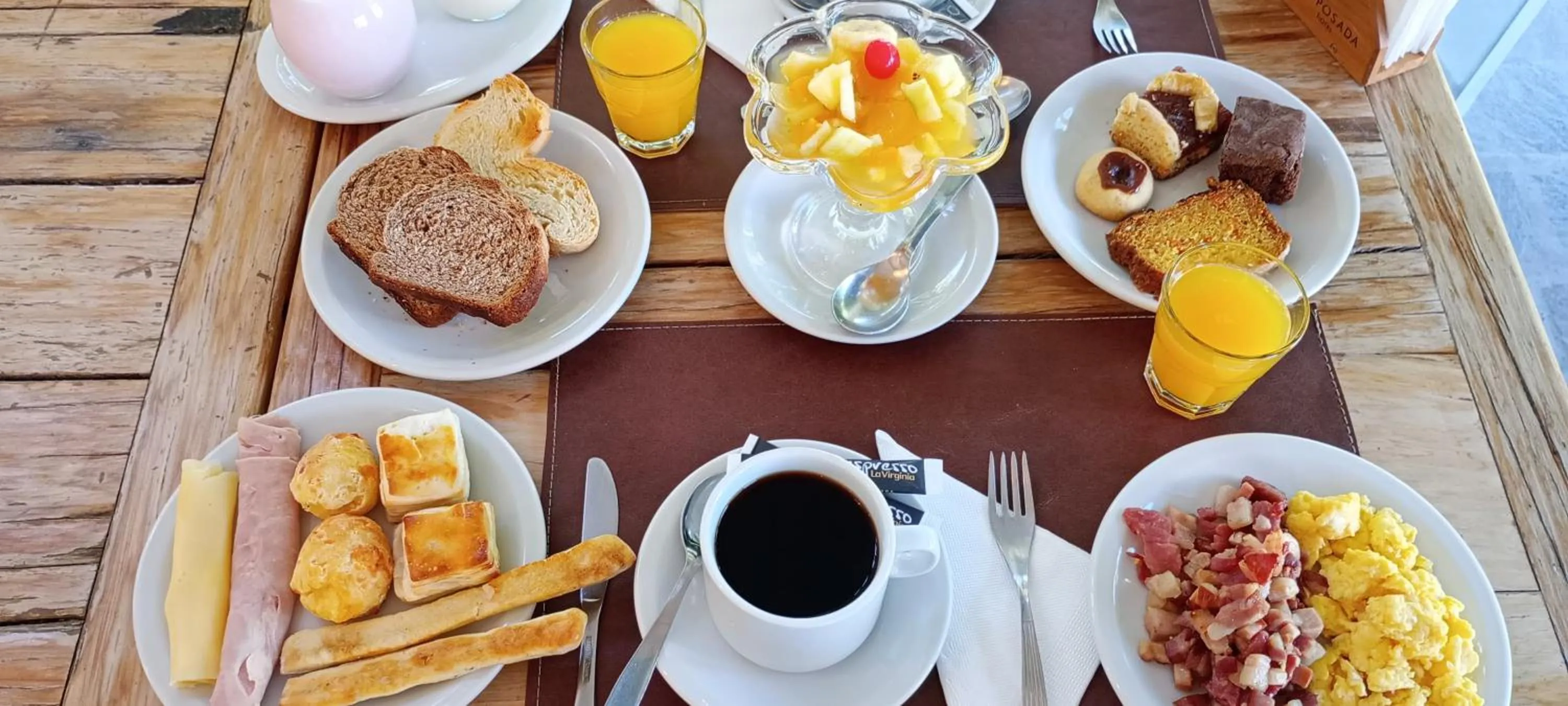Breakfast in La Posada De Madryn