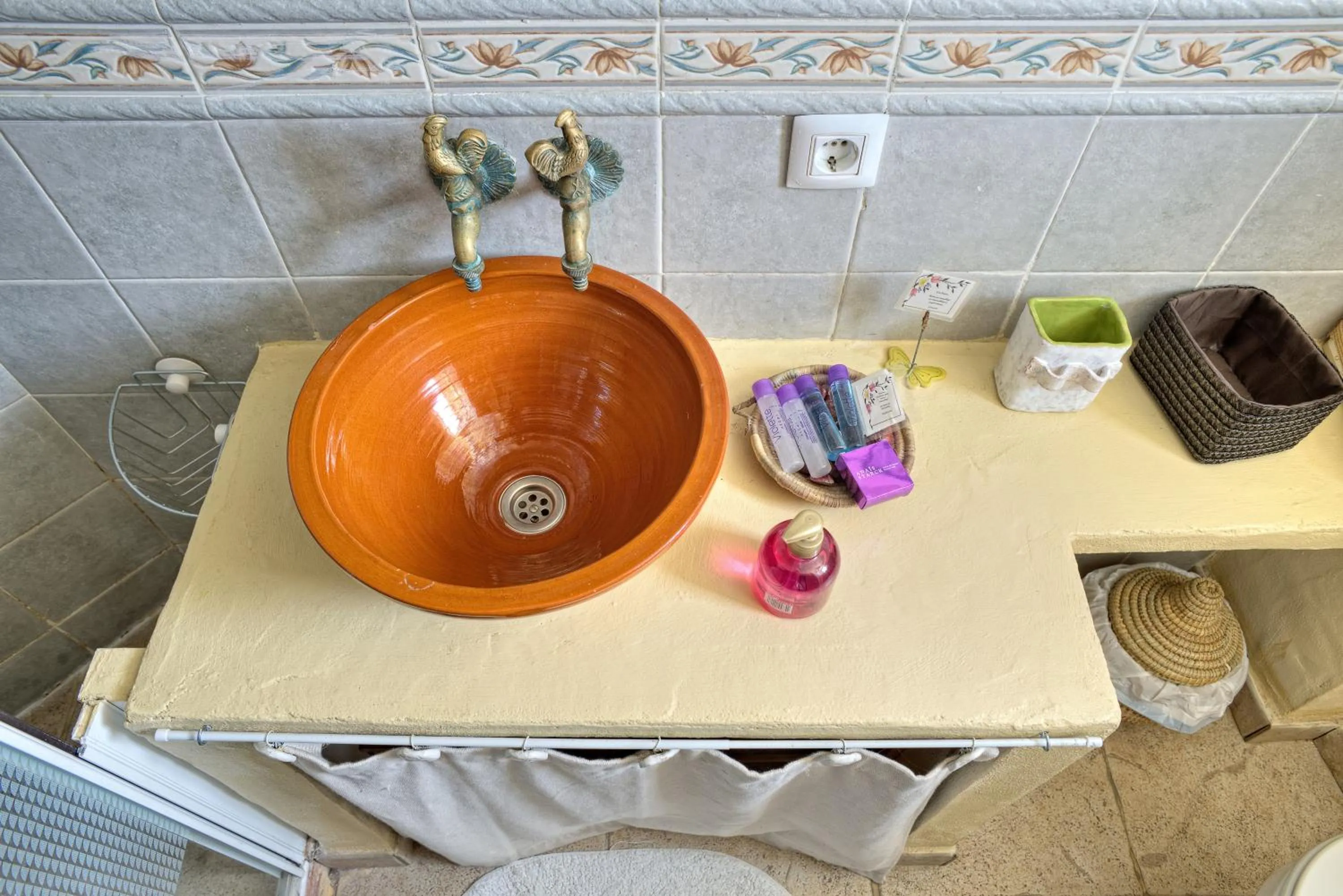 Bathroom in La Casa de Bovedas Charming Inn