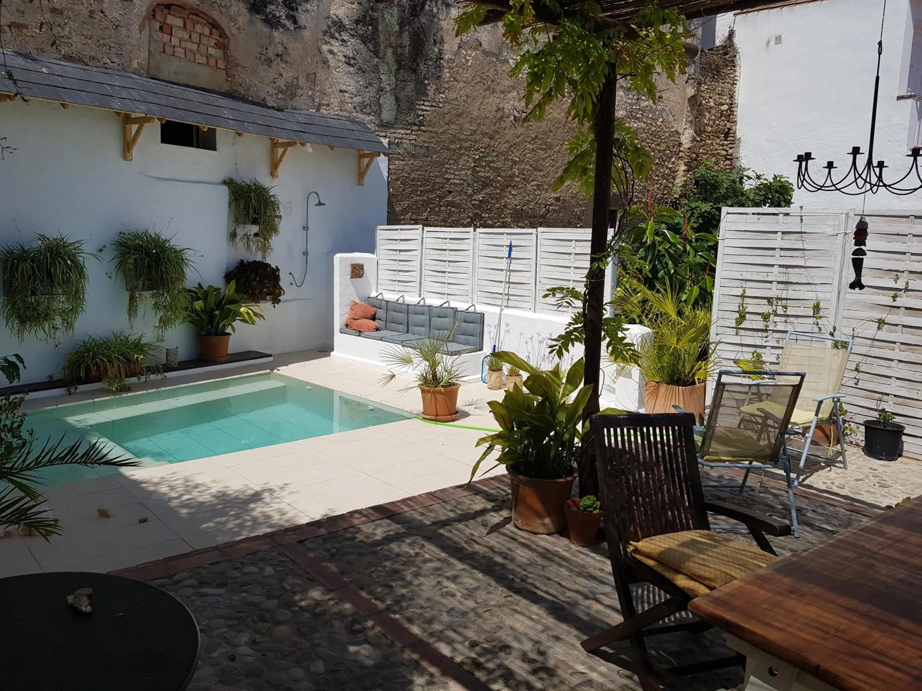 Property building in La Casa de Bovedas Charming Inn