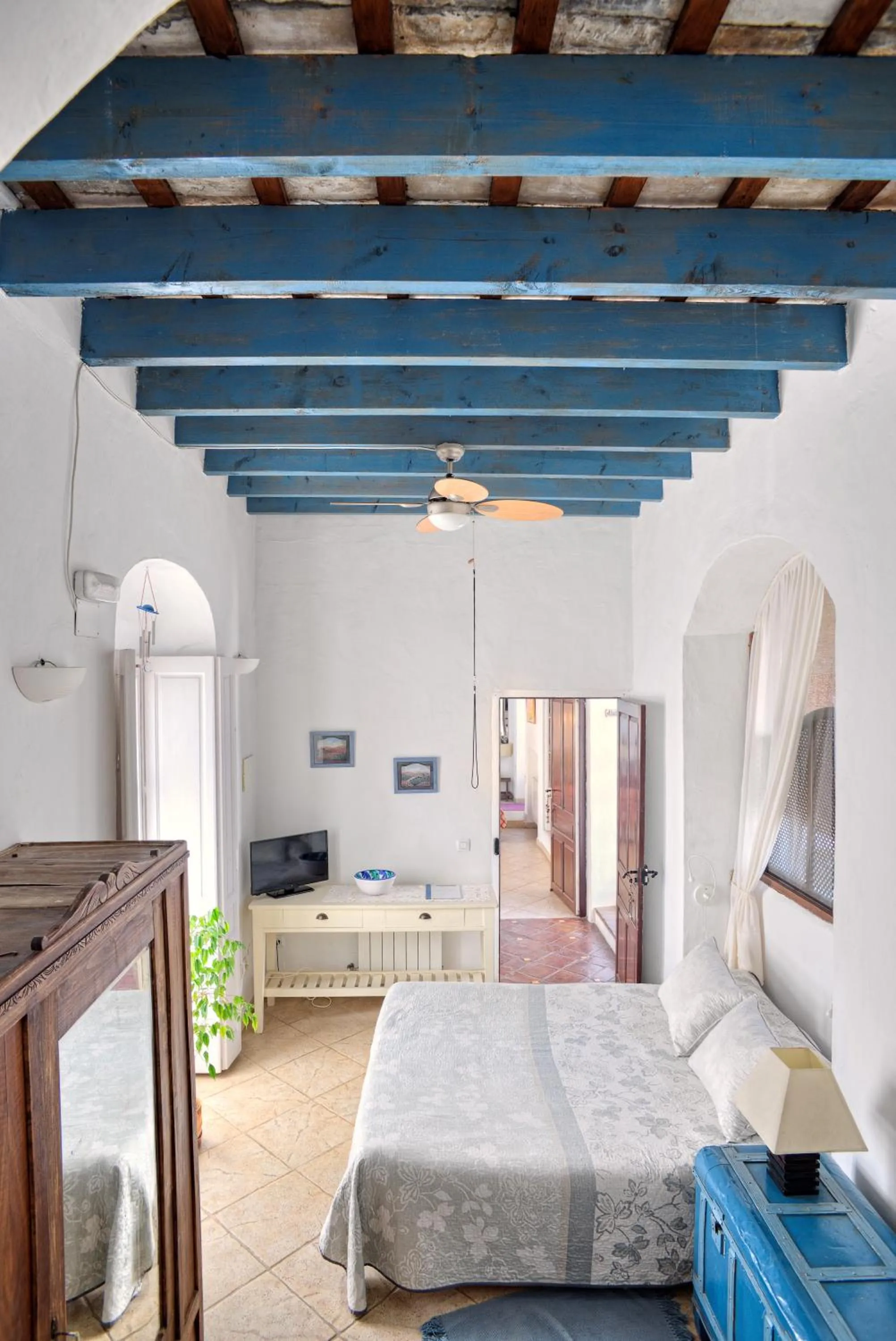 Photo of the whole room, Bed in La Casa de Bovedas Charming Inn