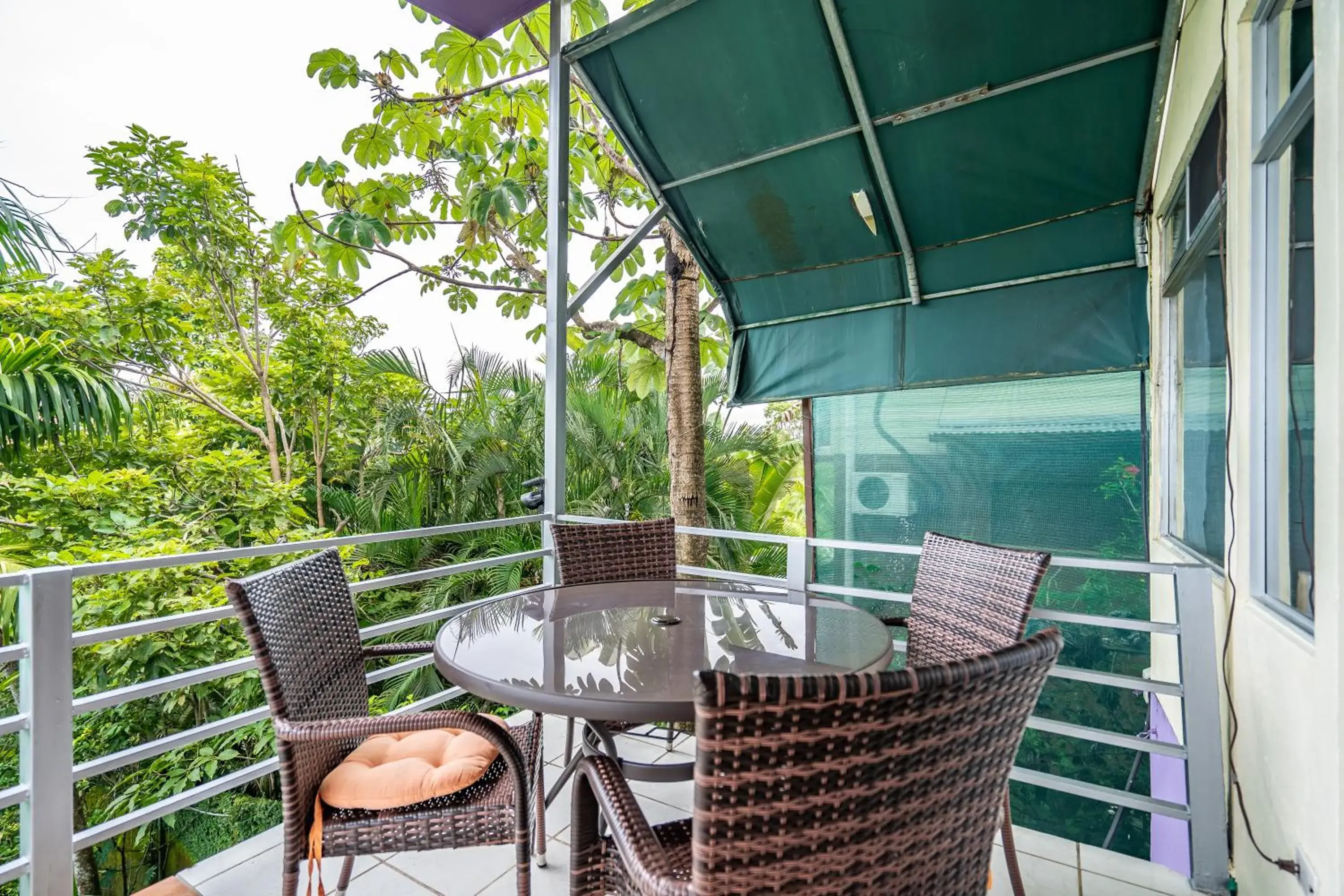 Apartment with Garden View in Peace of Paradise Breakfast Included Free Manuel Antonio Park Tour Apartment with Garden View in Peace of Paradise Breakfast Included Free Manuel Antonio Park Tour