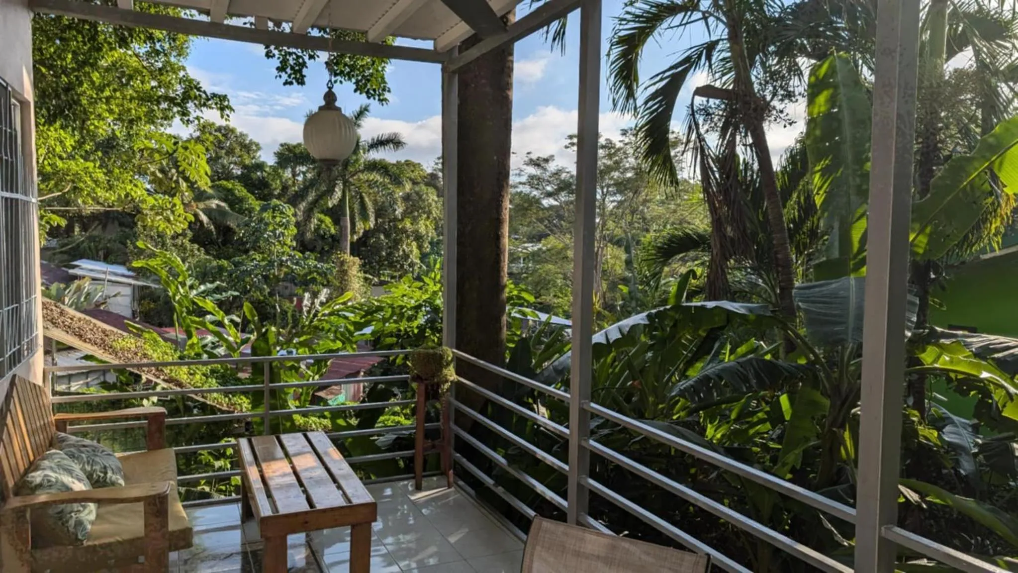 Balcony/Terrace in Peace of Paradise Breakfast Included Free Manuel Antonio Park Tour